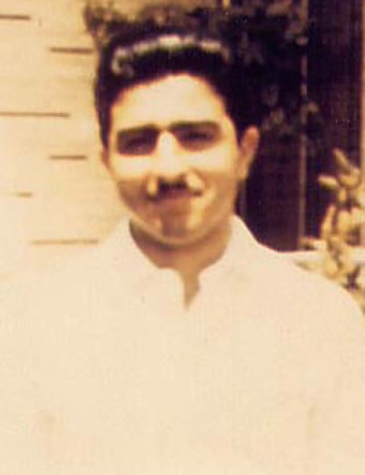Portrait of Hamid Ashraf (1946–1976) – memorial page
