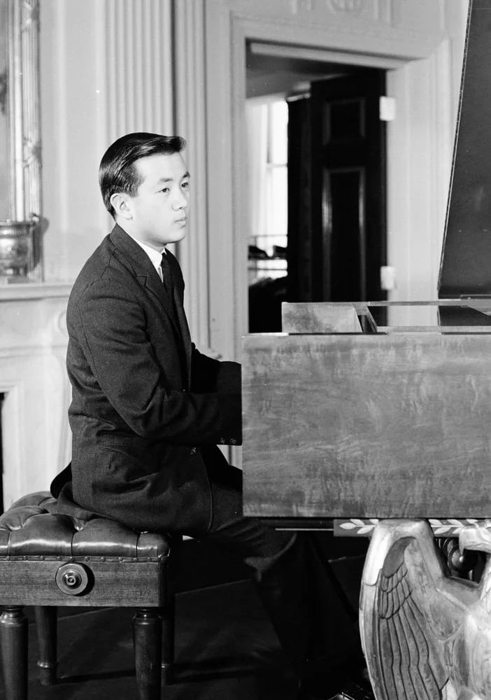 Porträt von Han Tong-il (1941–2024) – Gedenkseite