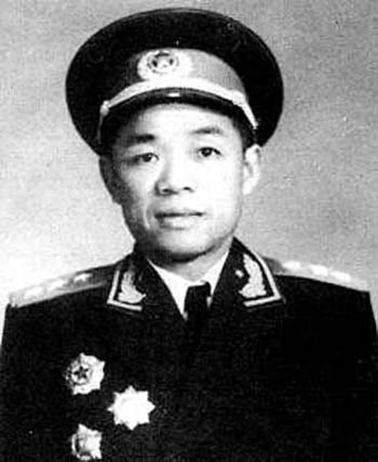 Porträt von Han Xianchu (1913–1986) – Gedenkseite