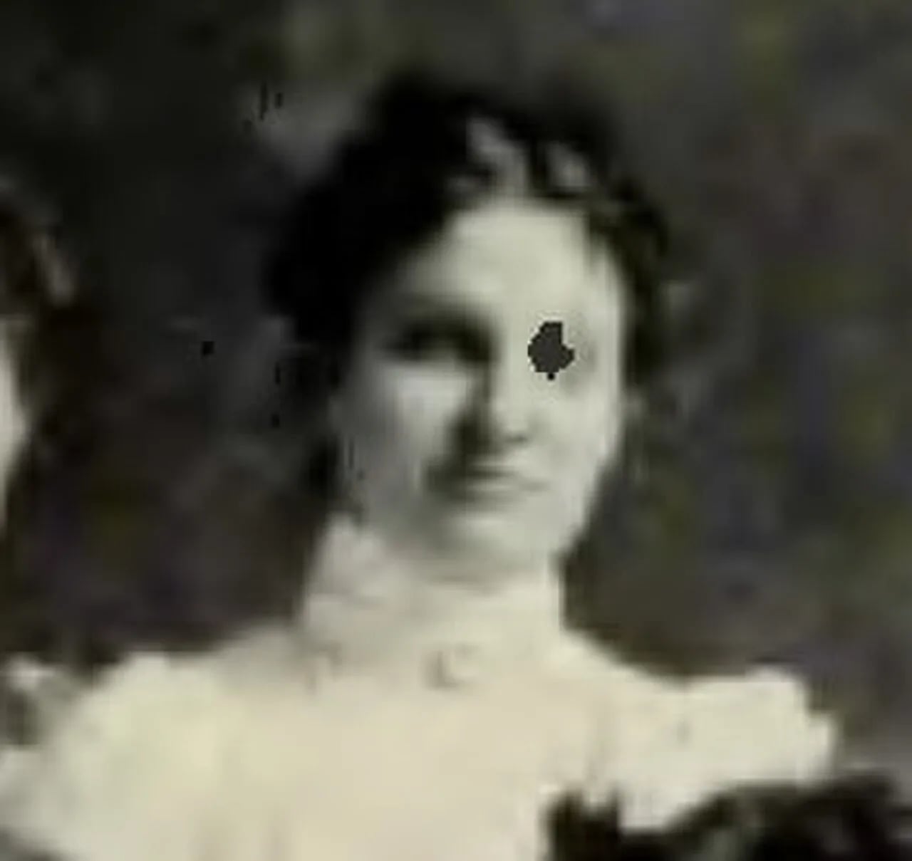Portrait of Harriet E. Howe (1881–1965) – memorial page