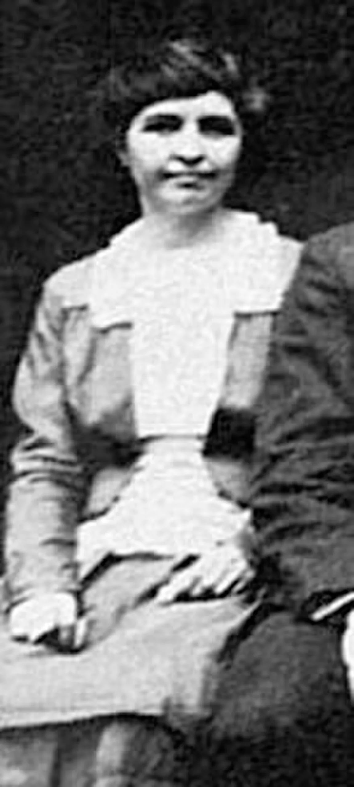 Portrait of Annie C. Tompkins (1877–1921) – memorial page
