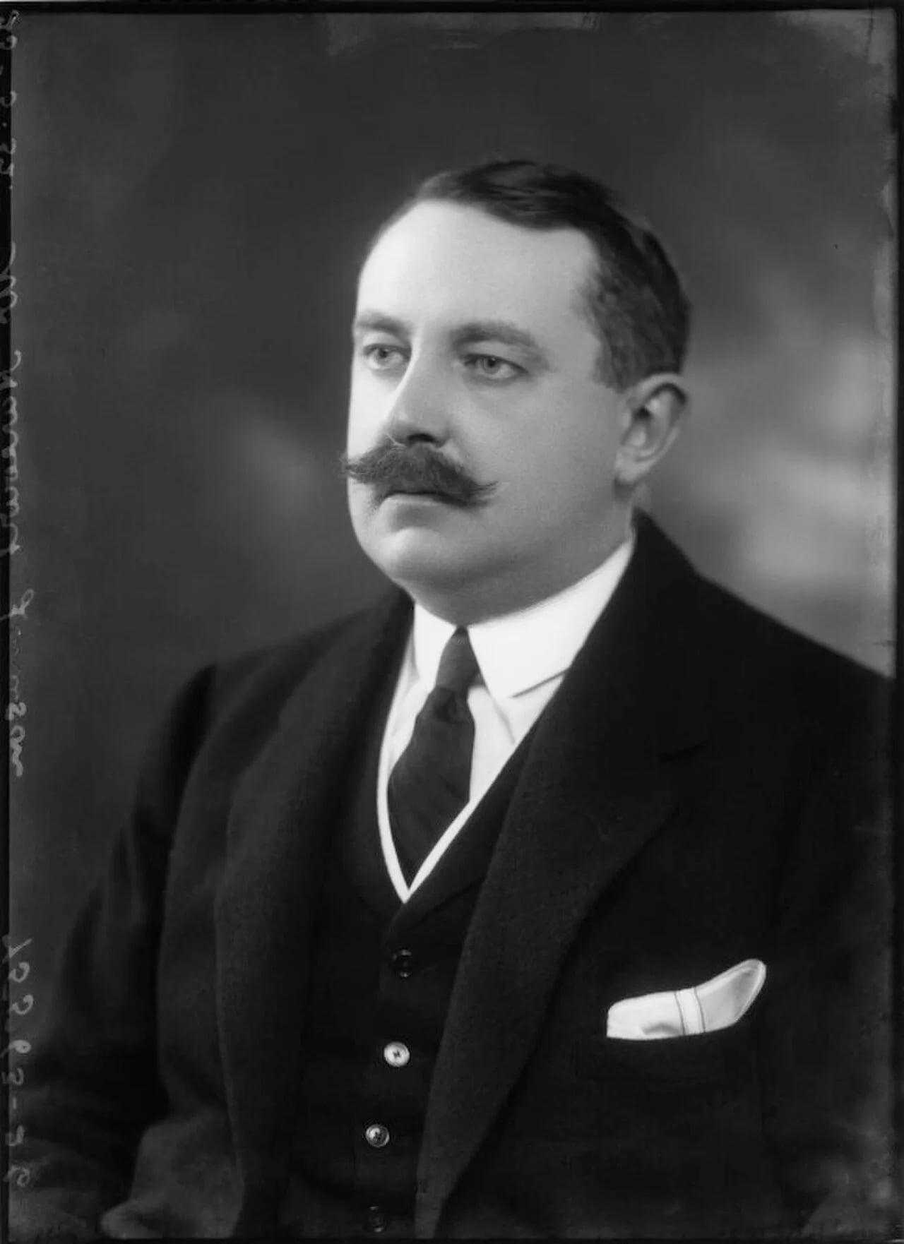 Portrait of Harcourt Johnstone (1895–1945) – memorial page