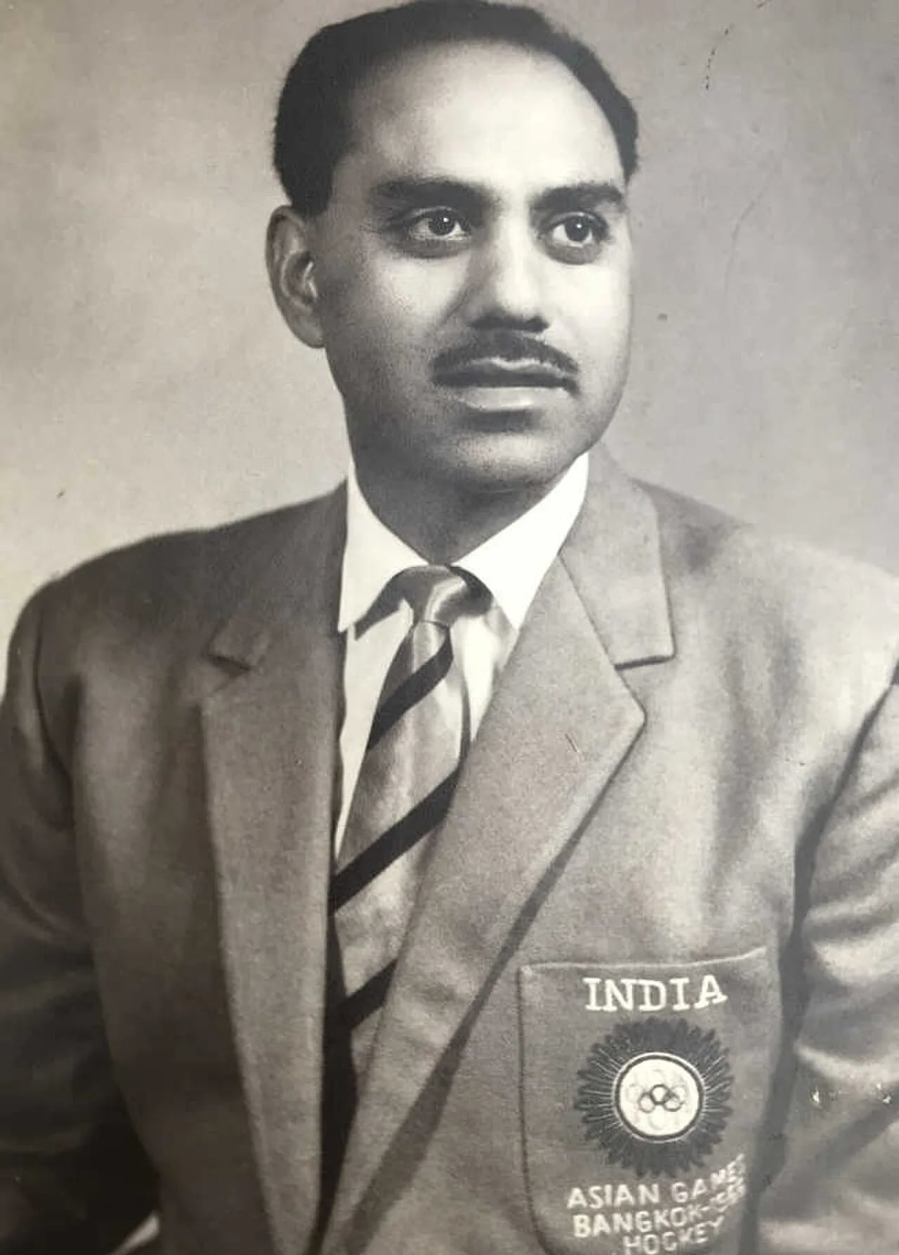 Porträt von Haripal Kaushik (1934–2018) – Gedenkseite