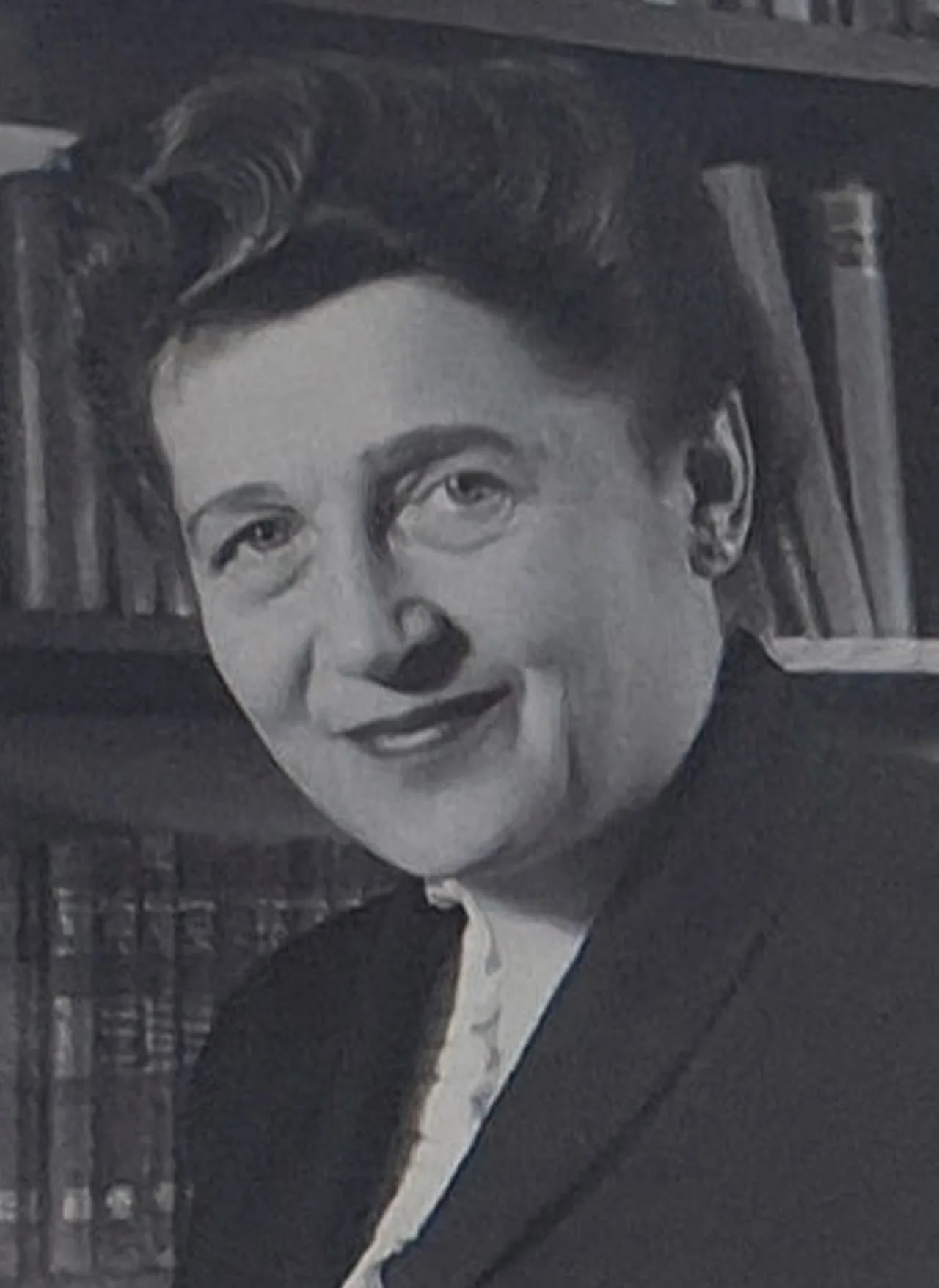 Portrait of Annedore Leber (1904–1968) – memorial page