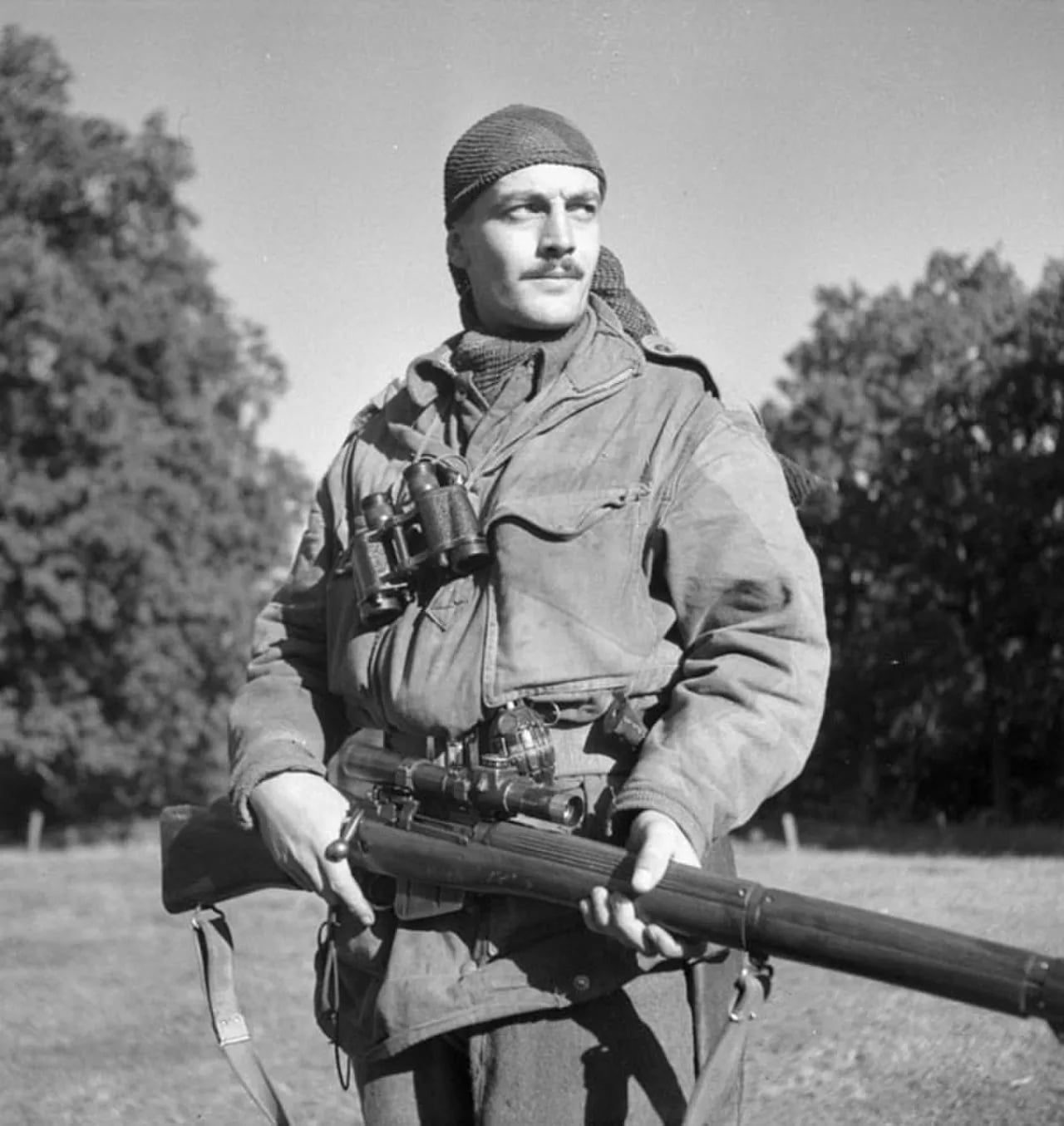 Portrait of Harold Marshall (1918–2013) – memorial page