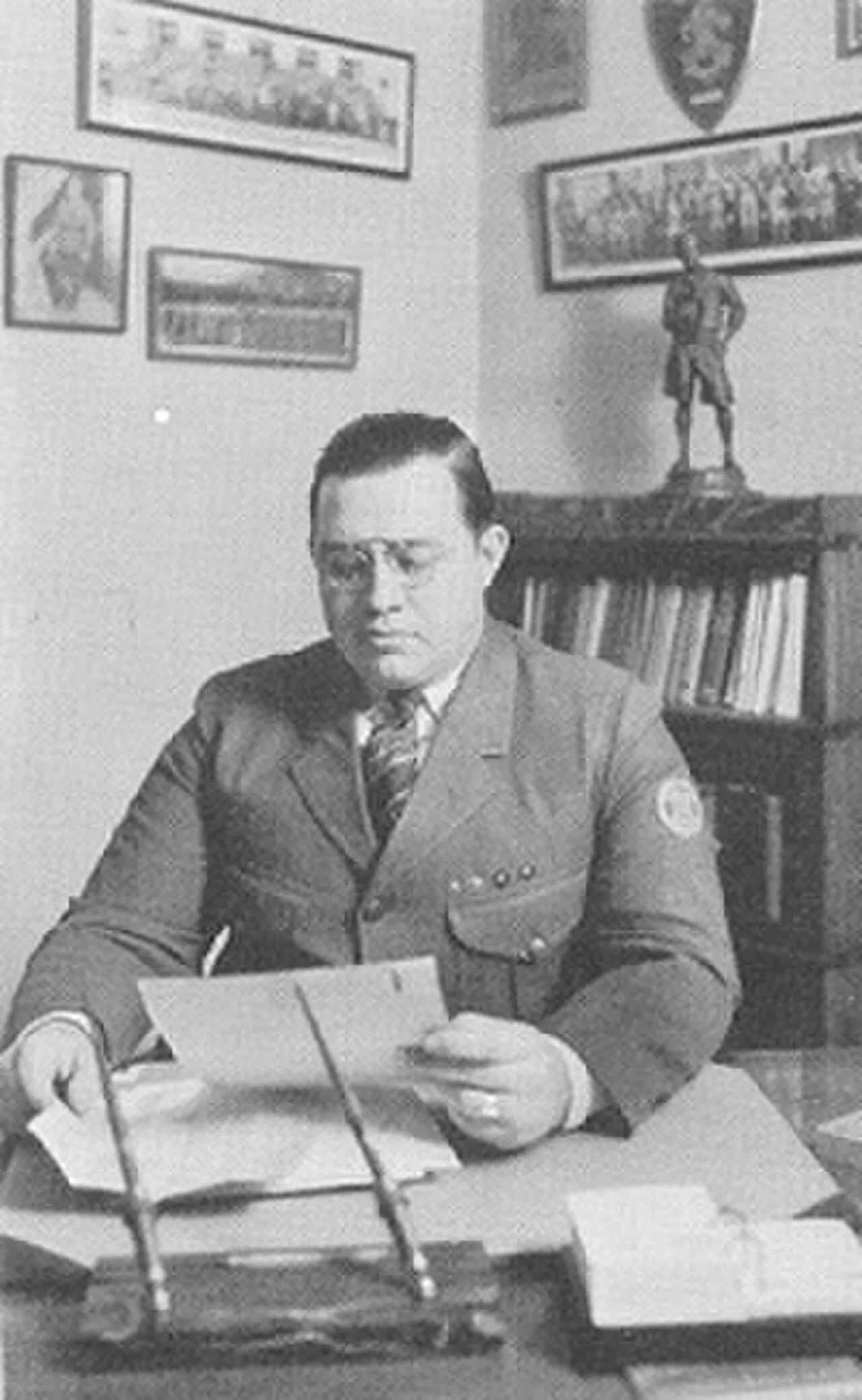 Porträt von Harold Roe Bartle (1901–1974) – Gedenkseite