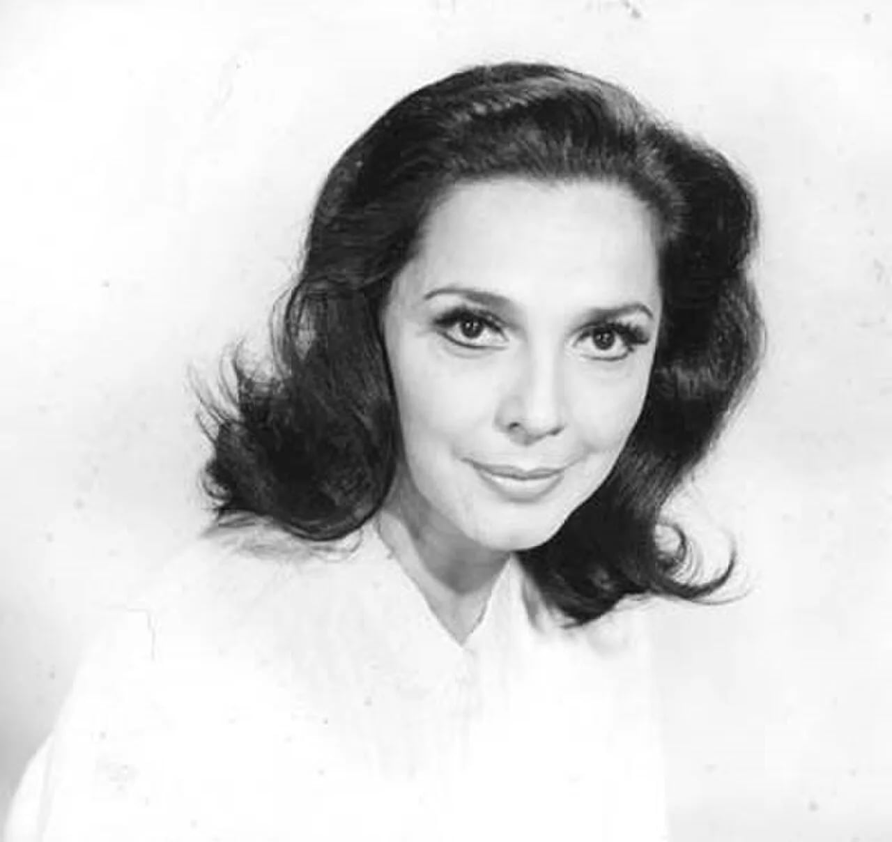 Porträt von Alba Castellanos (1924–1993) – Gedenkseite