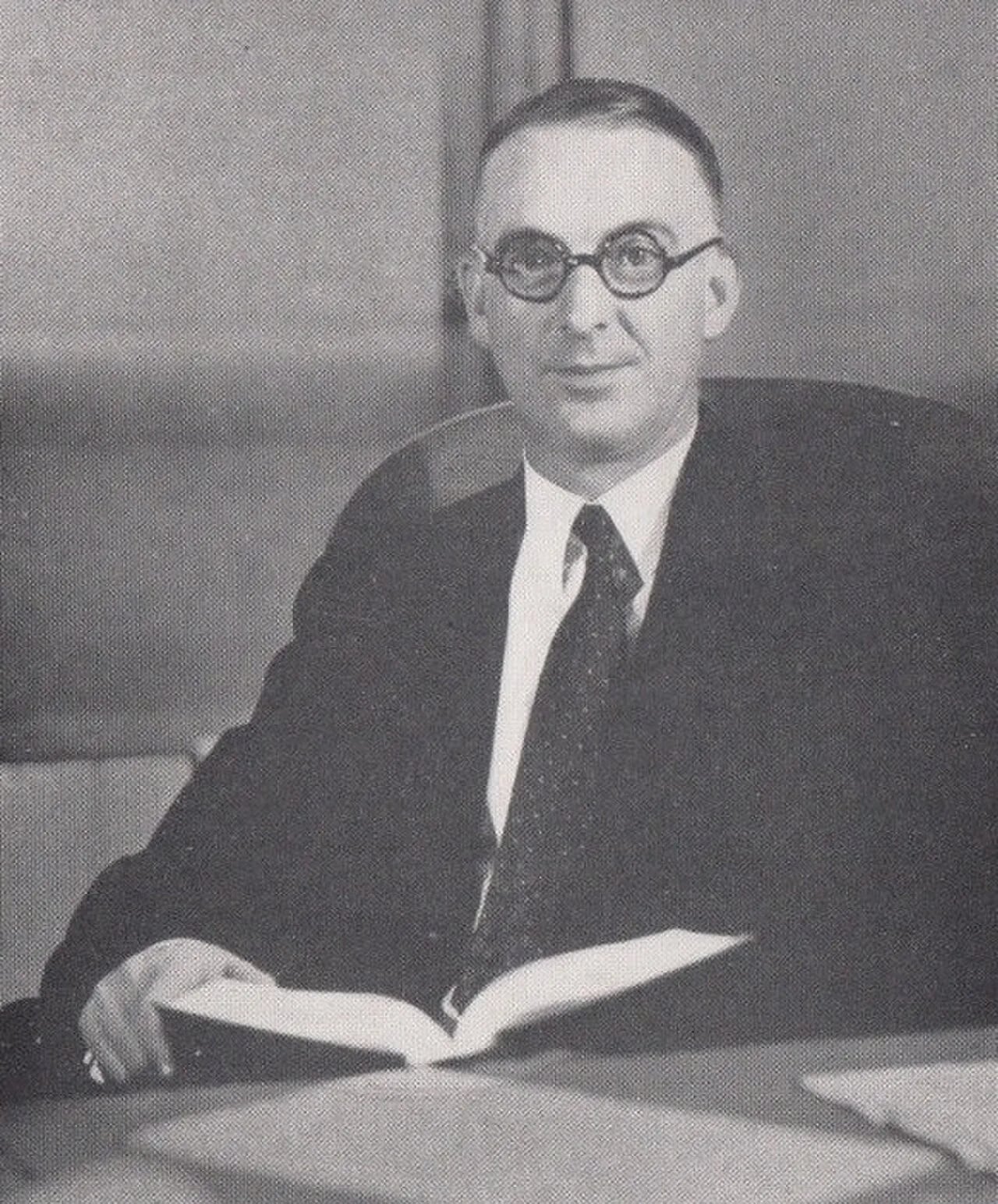 Porträt von Harrie B. Chase (1889–1969) – Gedenkseite