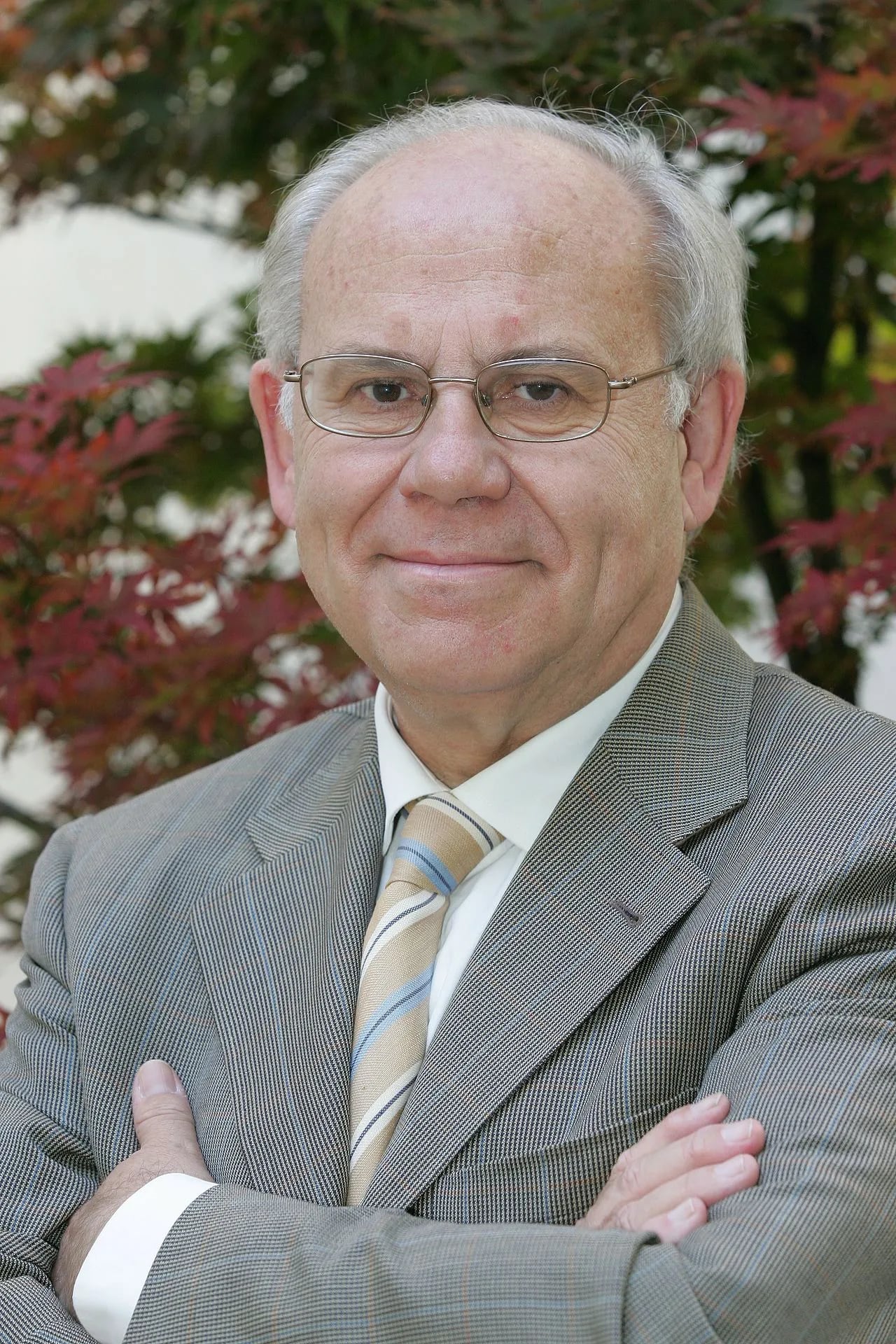 Portrait of Alejandro Llano Cifuentes (1943–2024) – memorial page