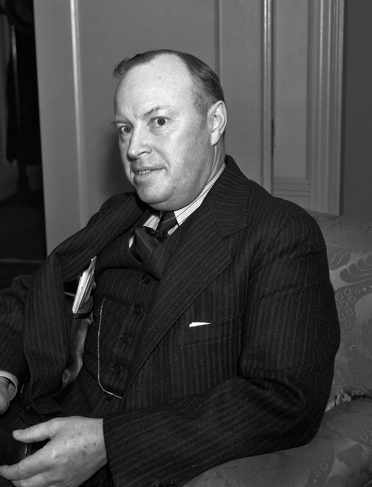 Portrait of Harry C. Hatch (1884–1946) – memorial page