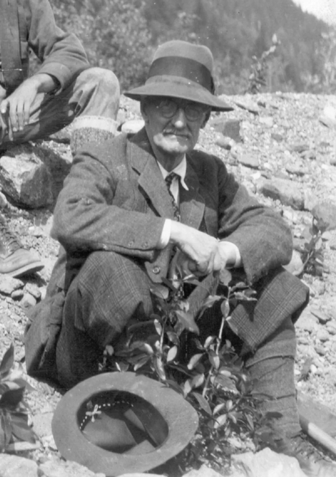 Portrait of Harry Fielding Reid (1859–1944) – memorial page
