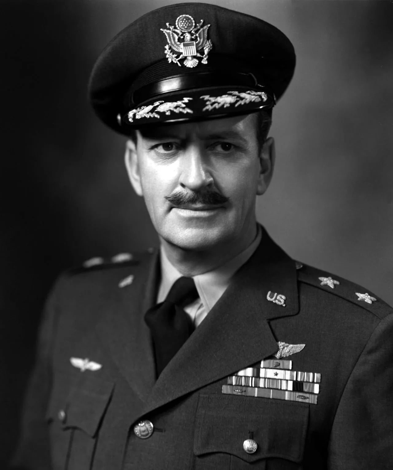 Portrait of Harry George Armstrong (1899–1983) – memorial page