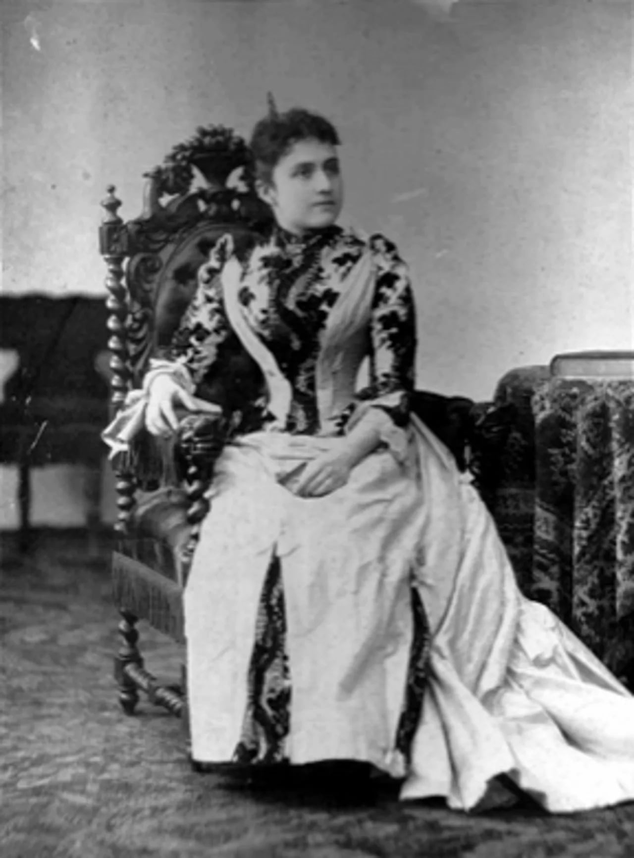 Porträt von Amalia Puga de Lozada (1866–1963) – Gedenkseite