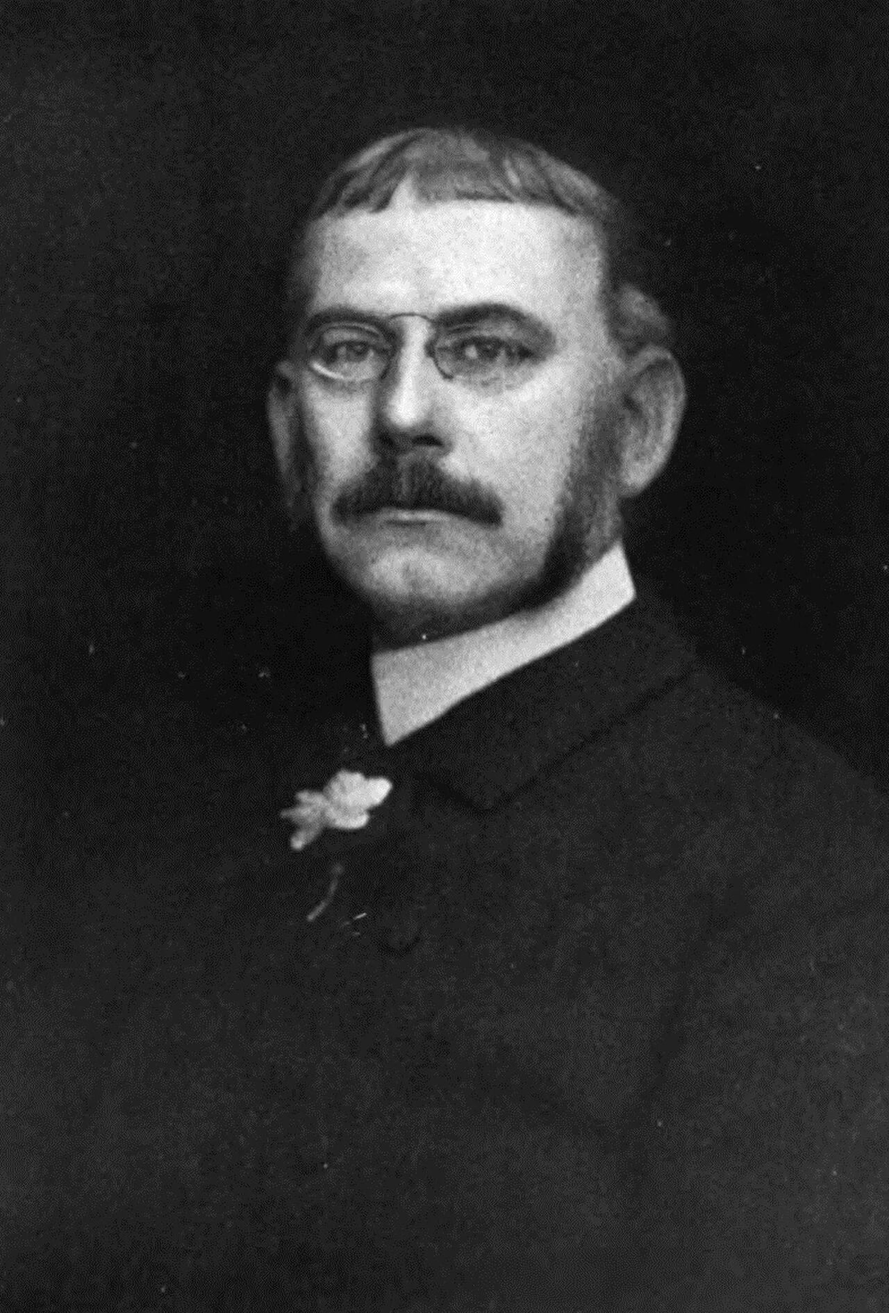 Portrait of Harry Thurston Peck (1856–1914) – memorial page