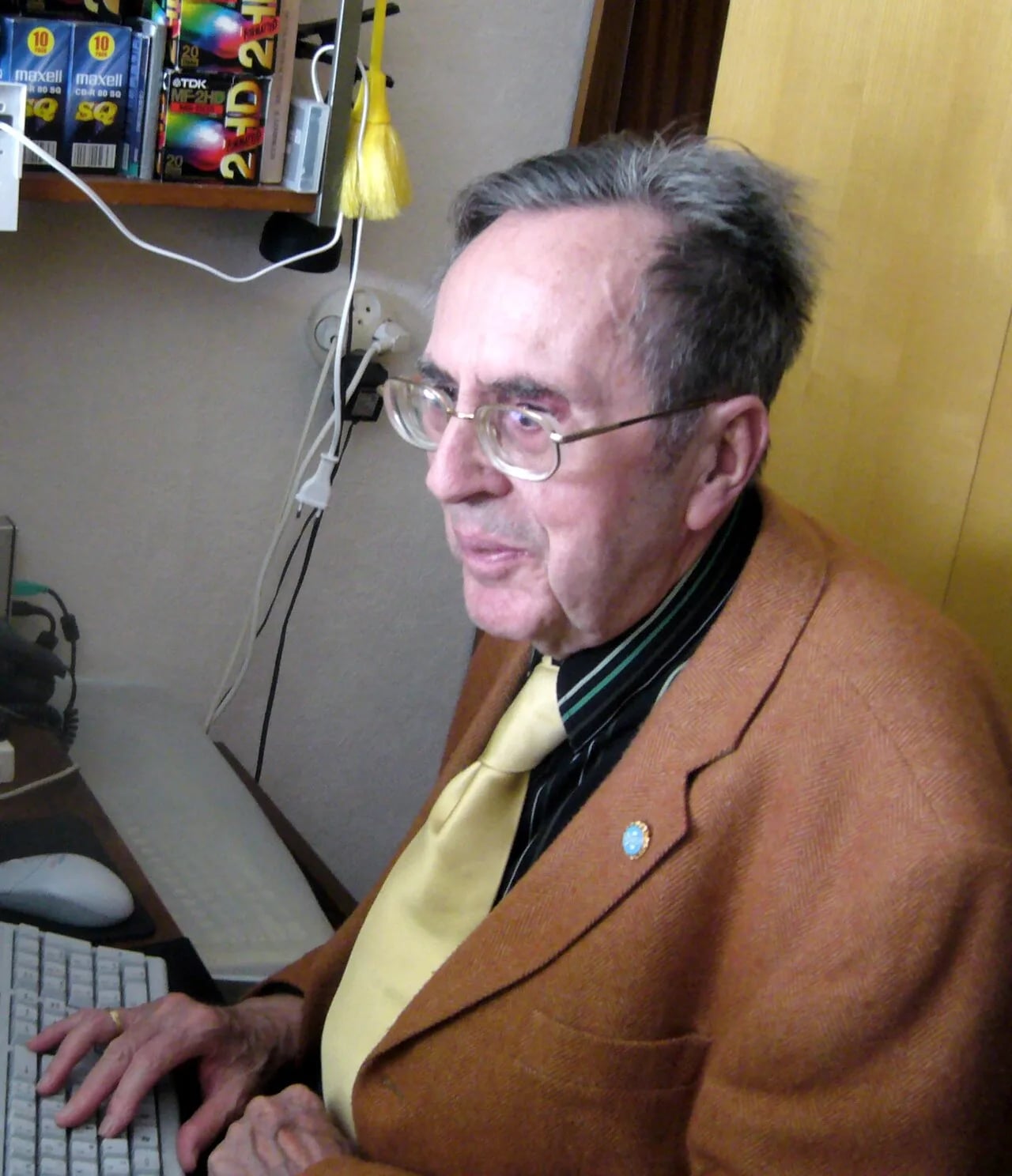 Porträt von Heinrich Wilhelm Eduard van Bruggen (1927–2010) – Gedenkseite