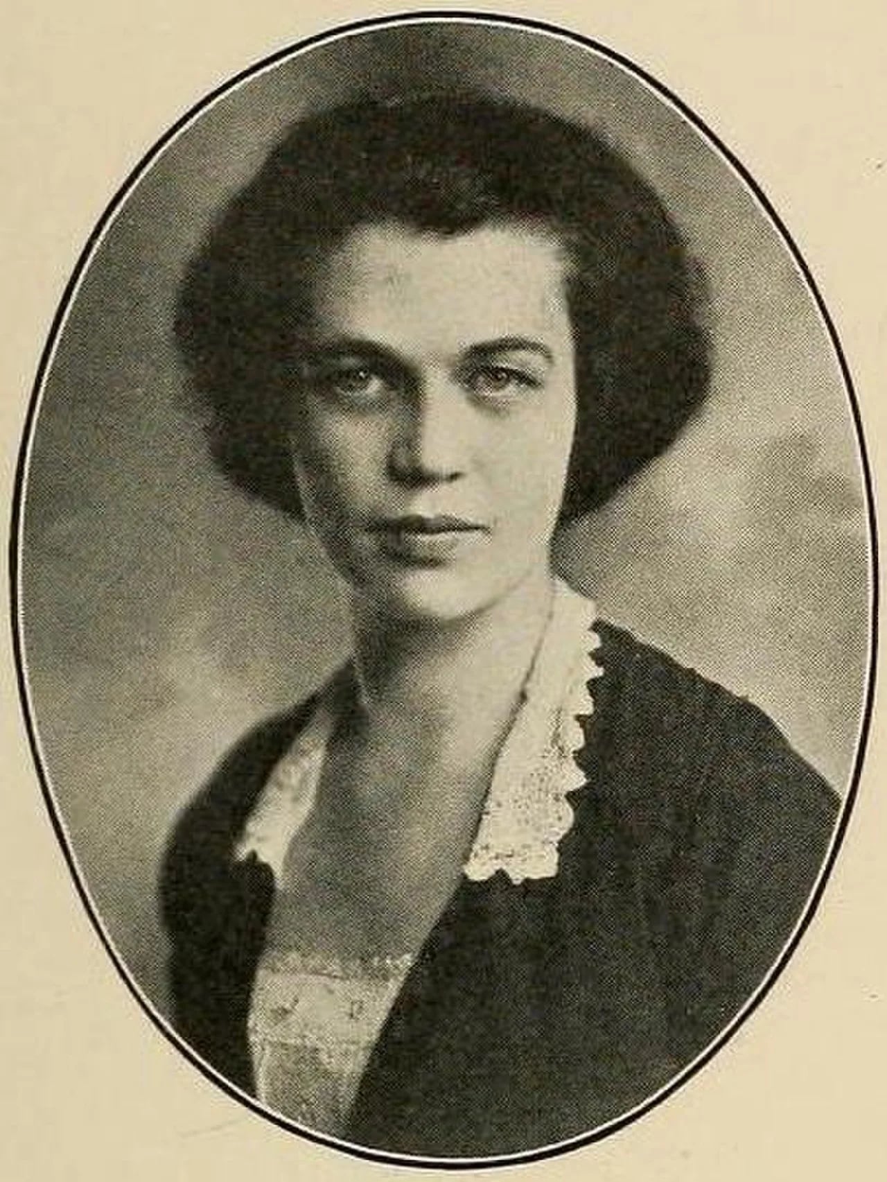 Porträt von Victorine du Pont-Homsey (1900–1998) – Gedenkseite