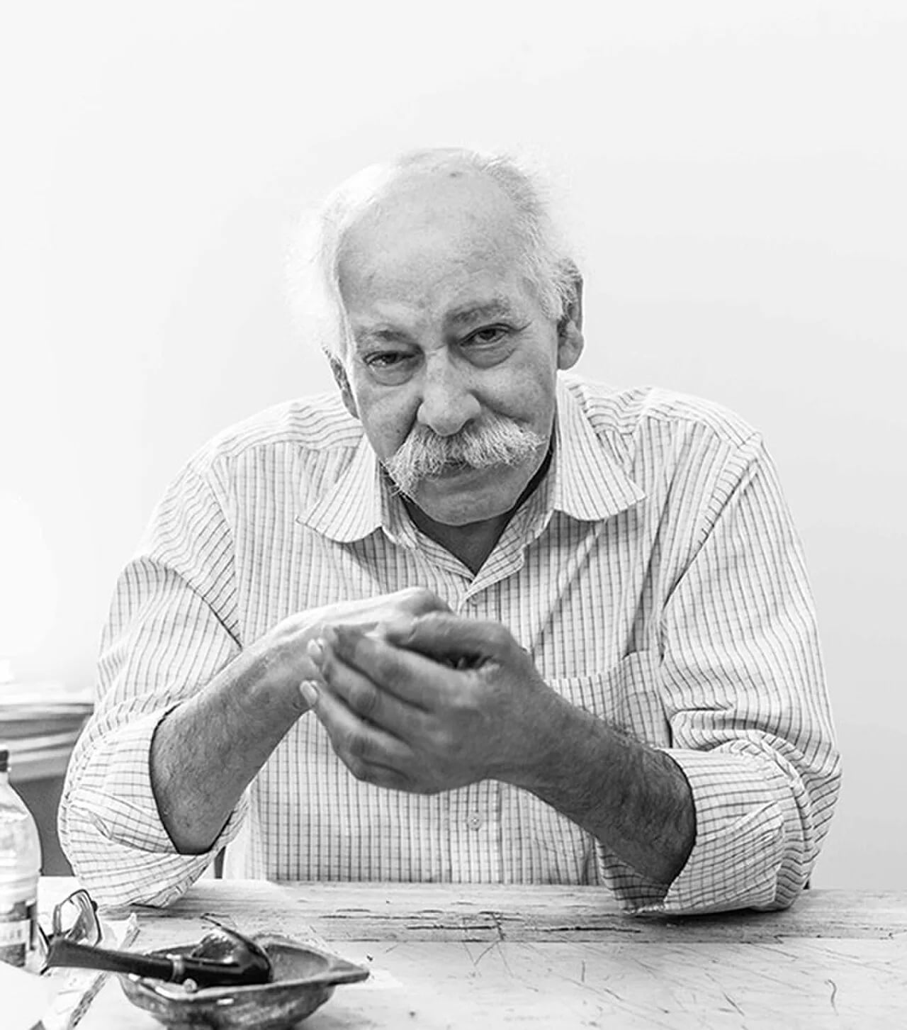 Porträt von Hassan Sharif (1951–2016) – Gedenkseite