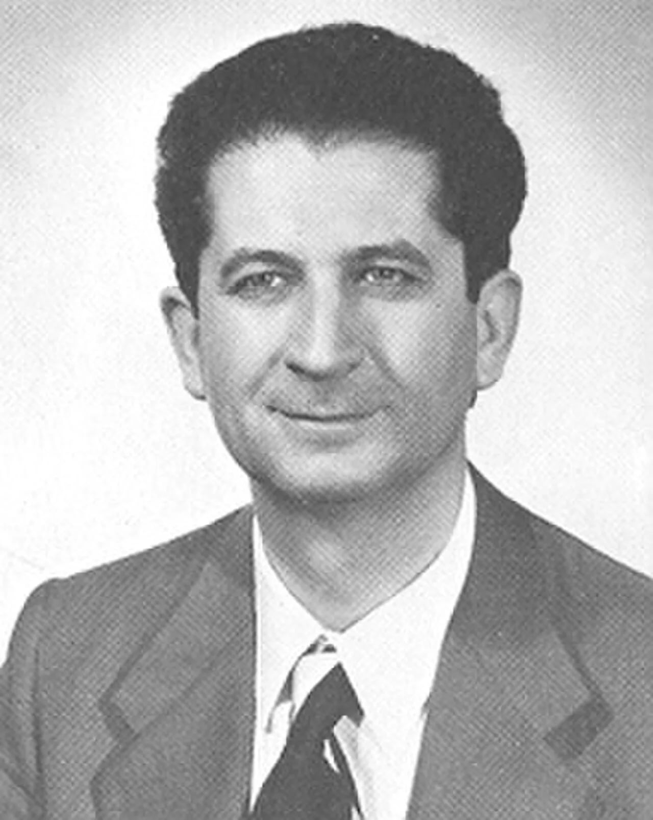 Portrait of Enea Piccinelli (1927–2025) – memorial page