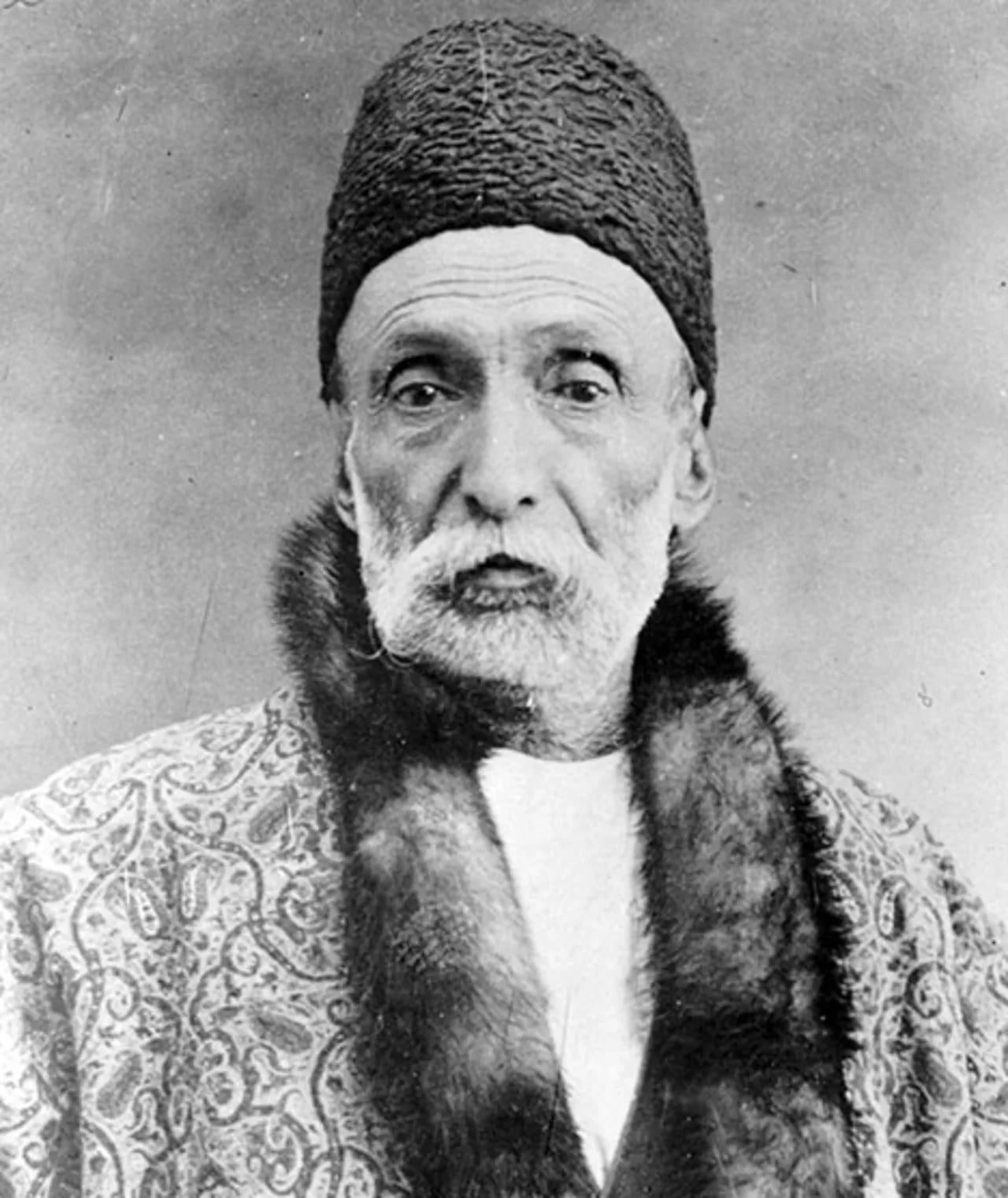 Portrait of Hossein-Qoli Nezam al-Saltaneh Mafi (1832–1908) – memorial page