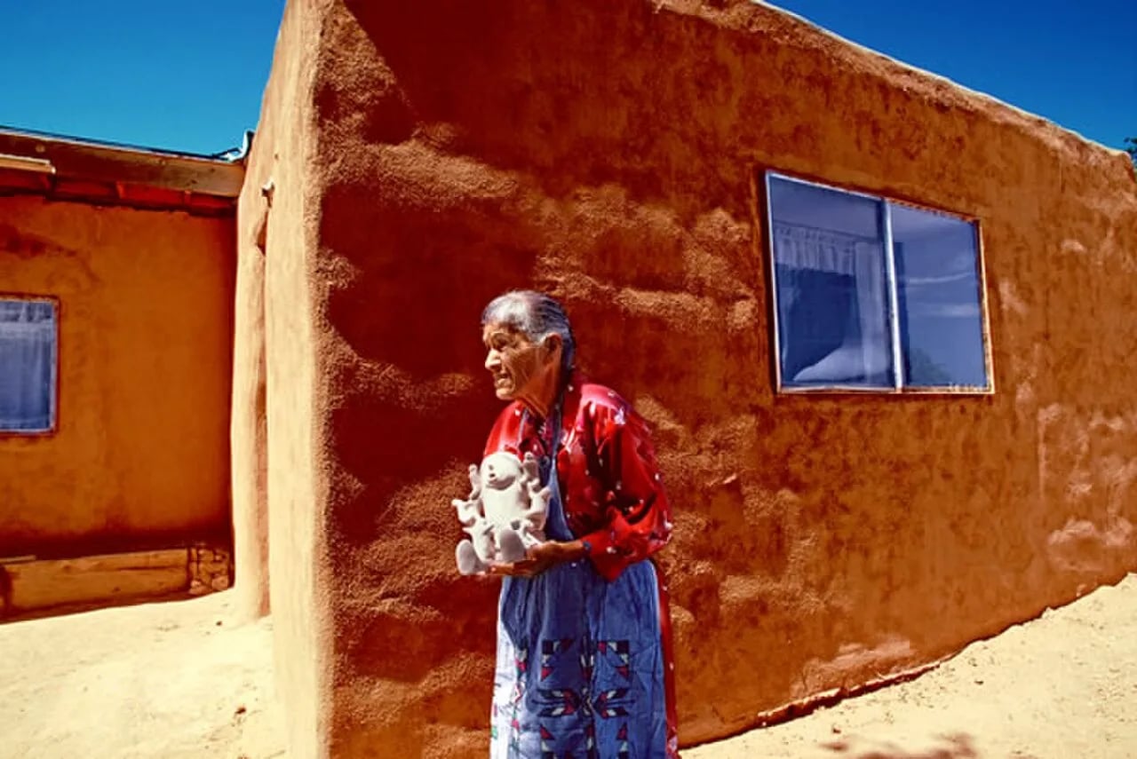 Portrait of Helen Cordero (1915–1994) – memorial page
