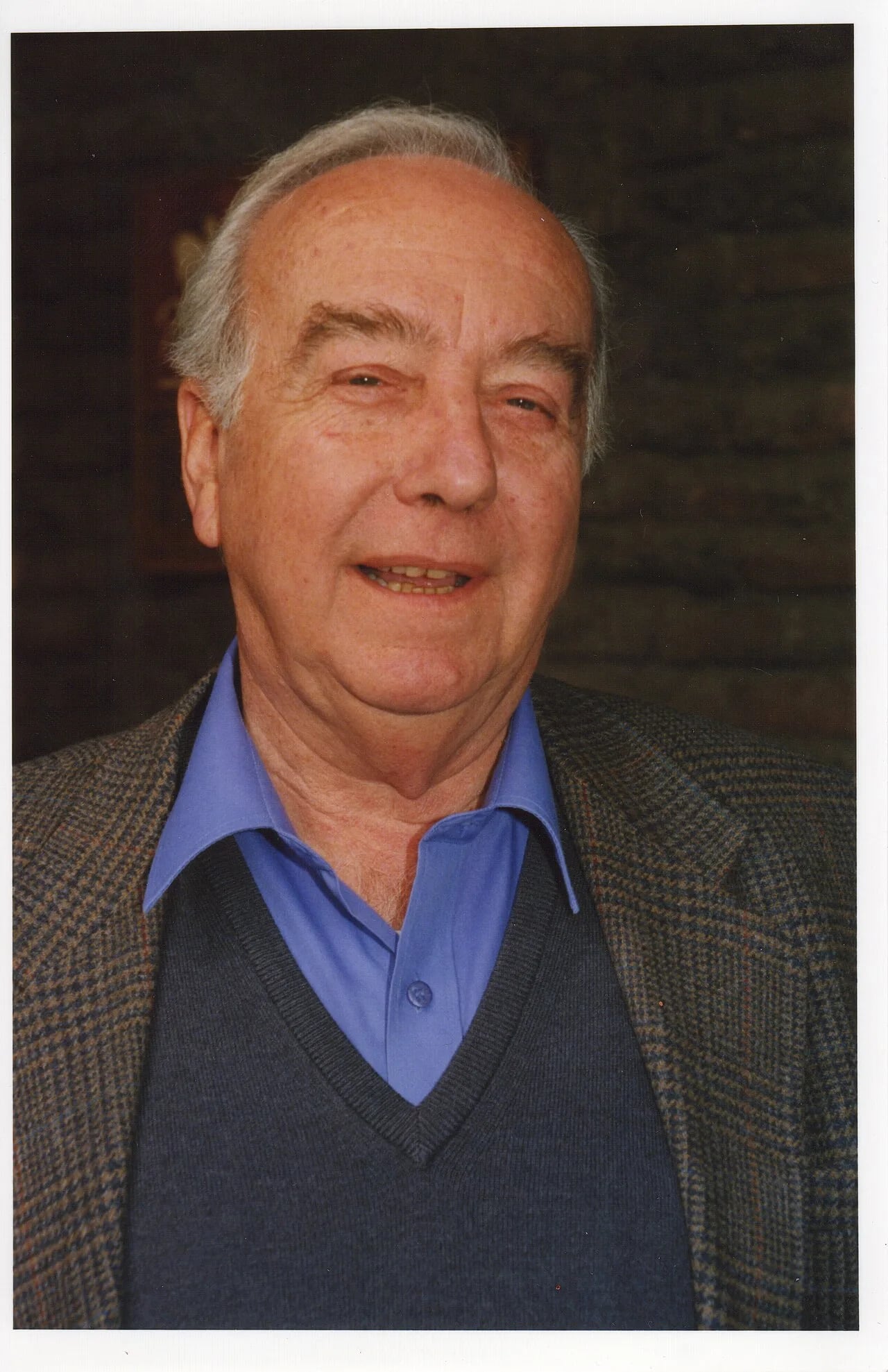 Portrait of Armando de Ramón (1927–2004) – memorial page