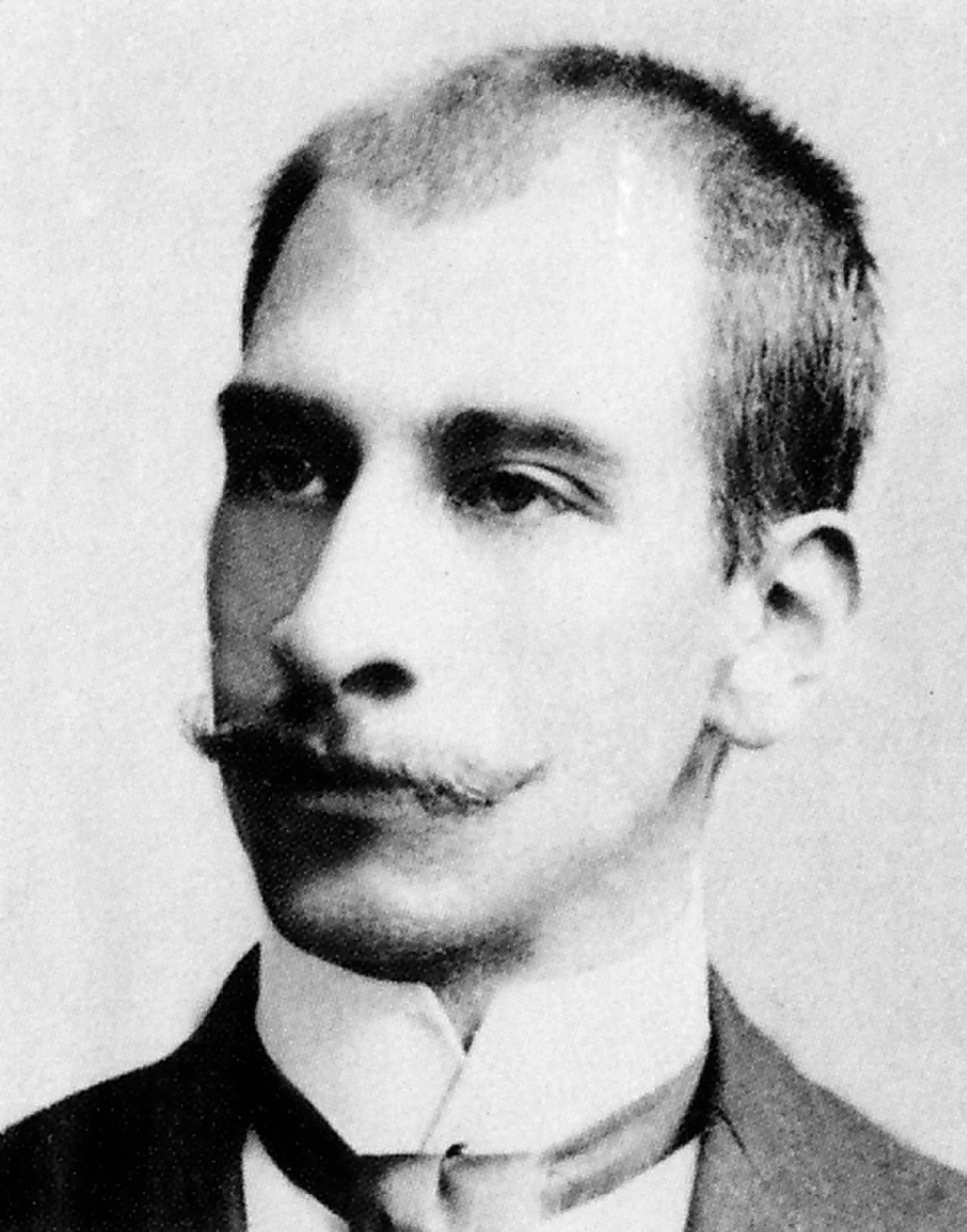 Portrait of Arturo Osores (1868–1936) – memorial page