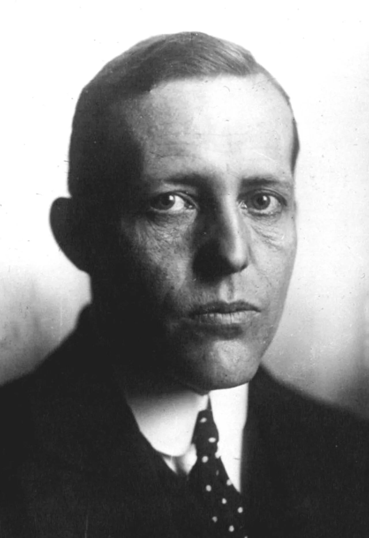Portrait of Johann Ludwig Graf Schwerin von Krosigk (1887–1977) – memorial page