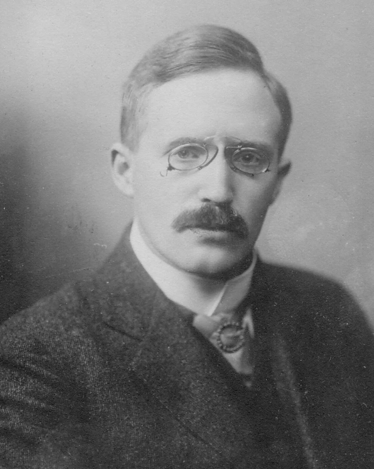 Porträt von Sigfrid Ericson (1879–1958) – Gedenkseite