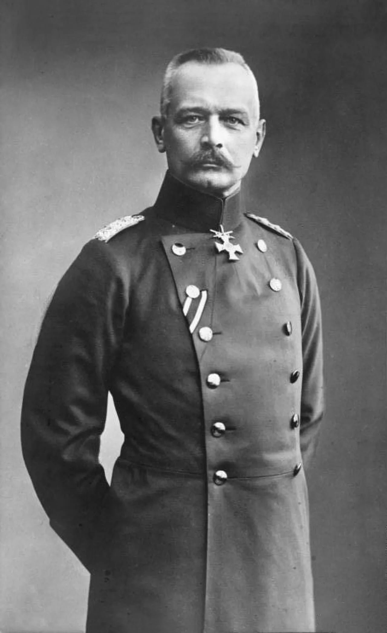 Porträt von Erich von Falkenhayn (1861–1922) – Gedenkseite