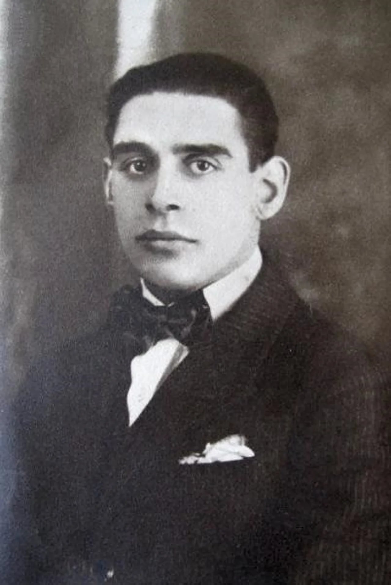 Portrait of Henri Smets (1896–1950) – memorial page