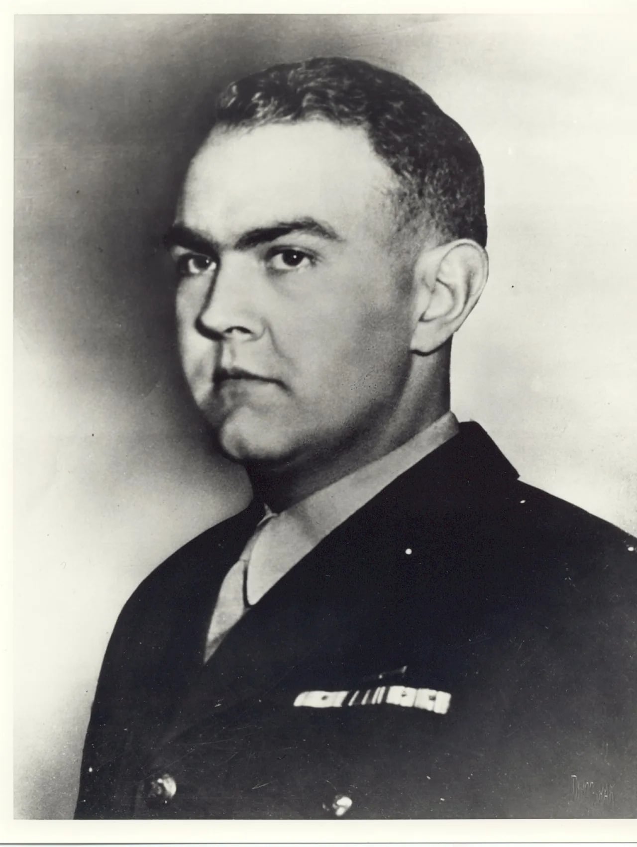 Portrait of Henry A. Courtney, Jr. (1916–1945) – memorial page