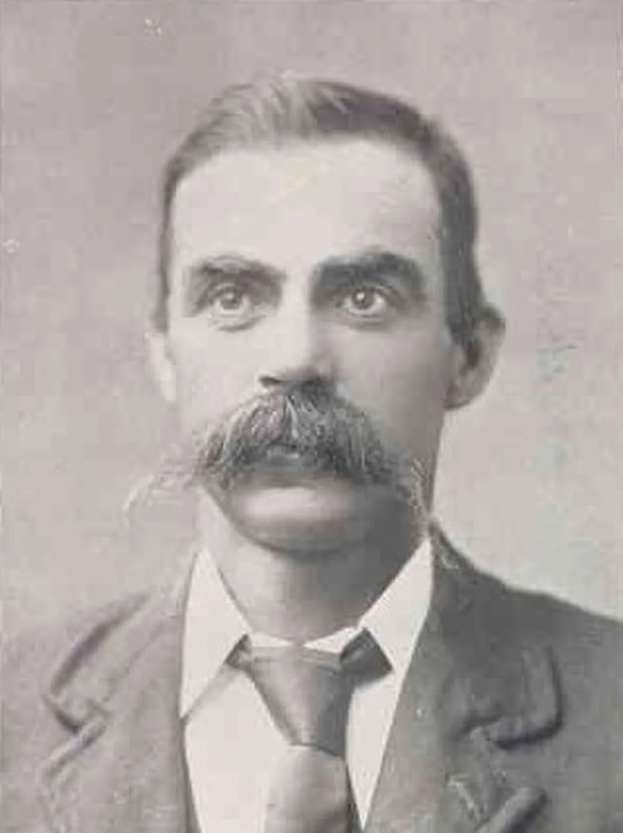 Portrait of Henry Chesson (1862–1948) – memorial page