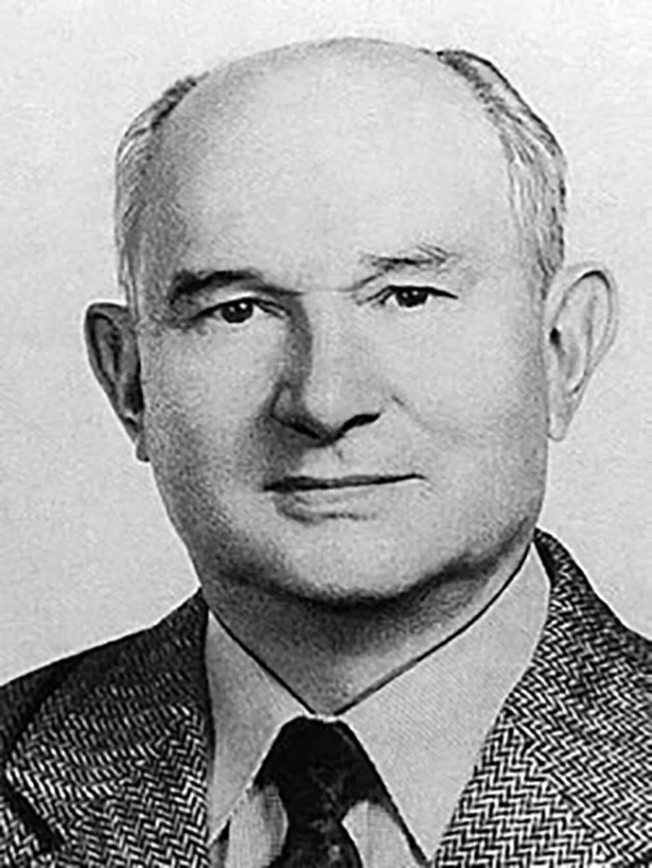 Portrait of Dmitri Fjodorowitsch Poljakow (1921–1988) – memorial page