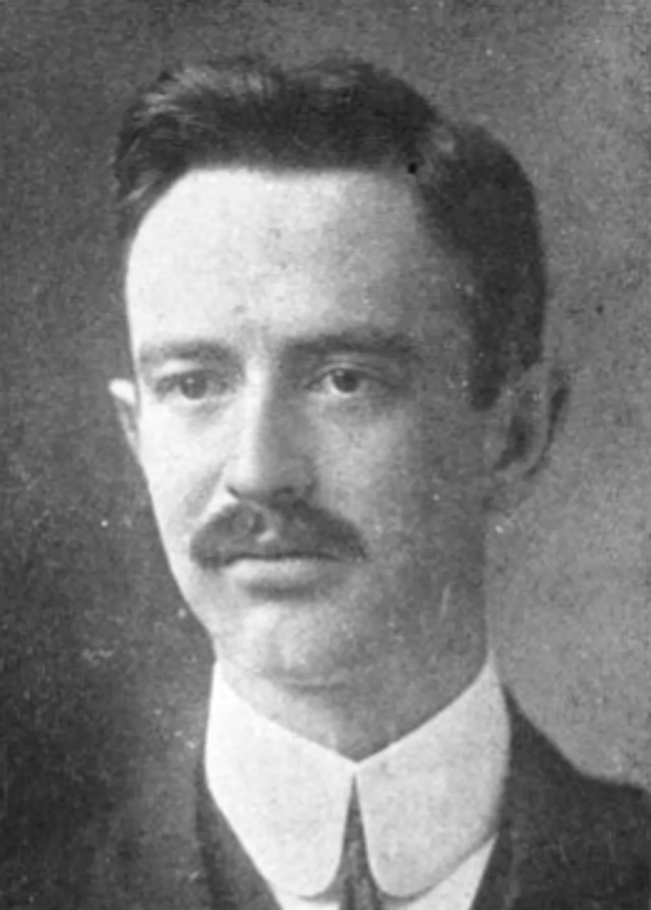 Portrait of Henry Gordon Wells (1879–1954) – memorial page