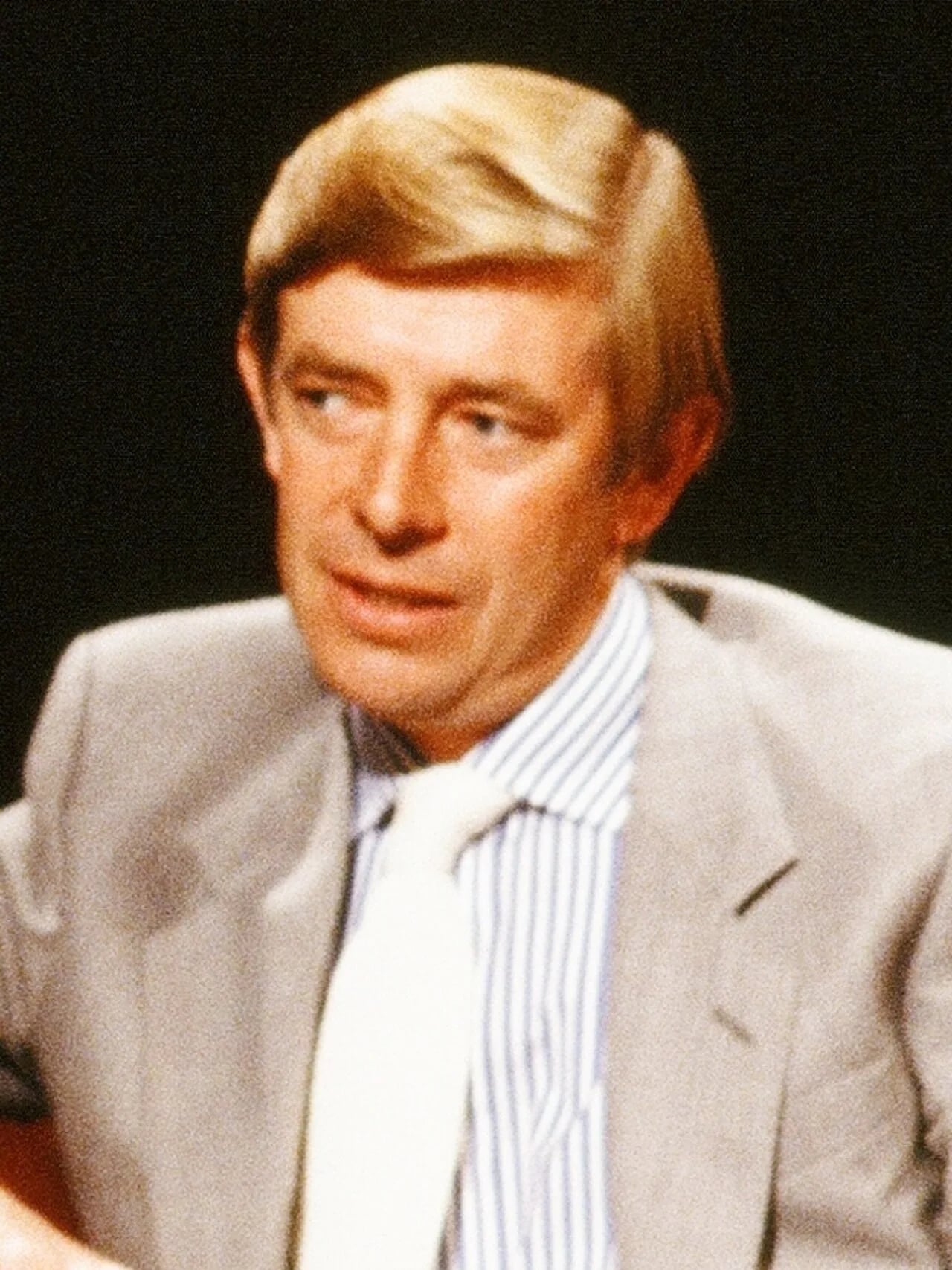Porträt von Henry Kelly (1946–2025) – Gedenkseite