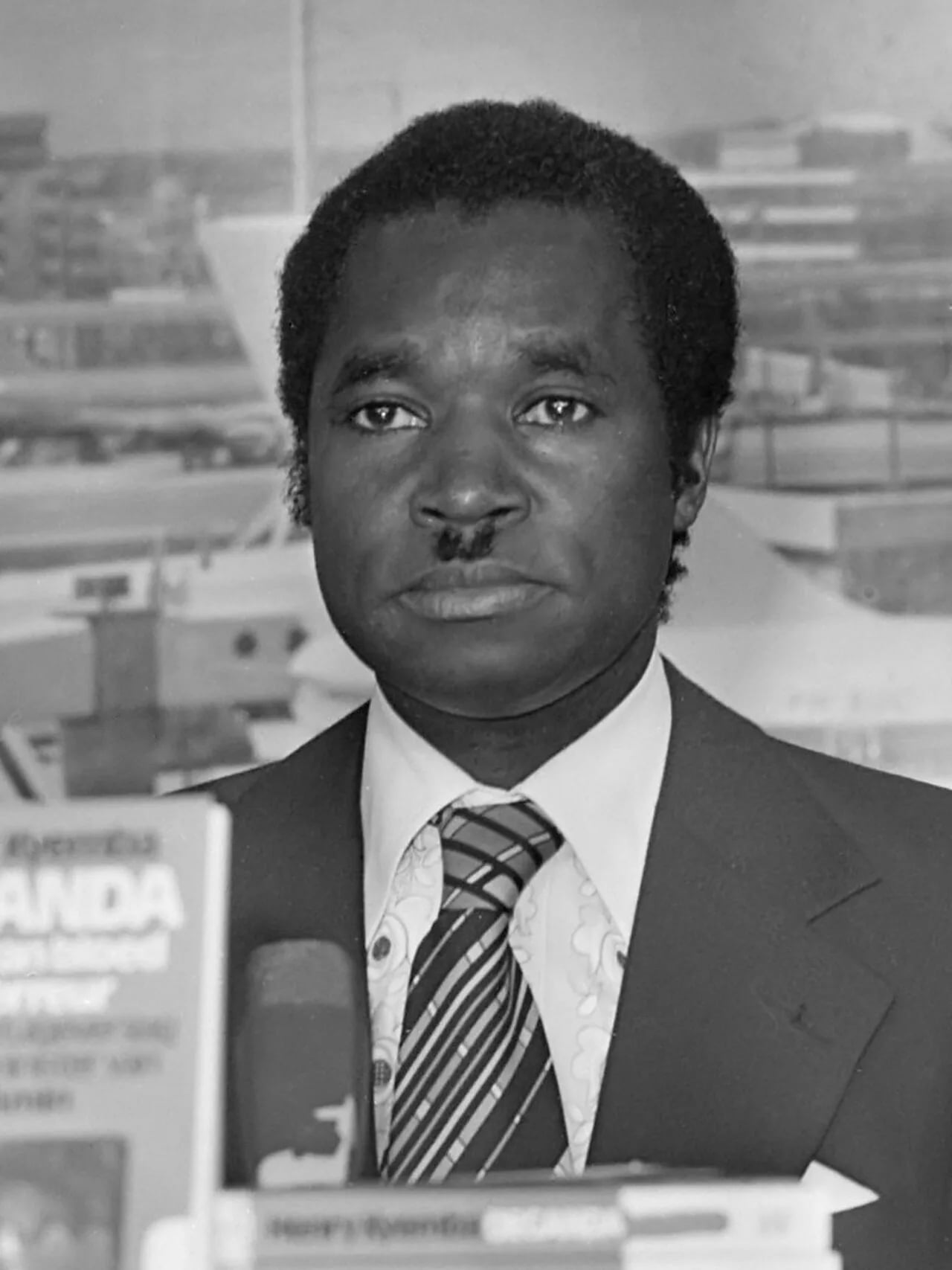 Portrait of Henry Kyemba (1939–2023) – memorial page