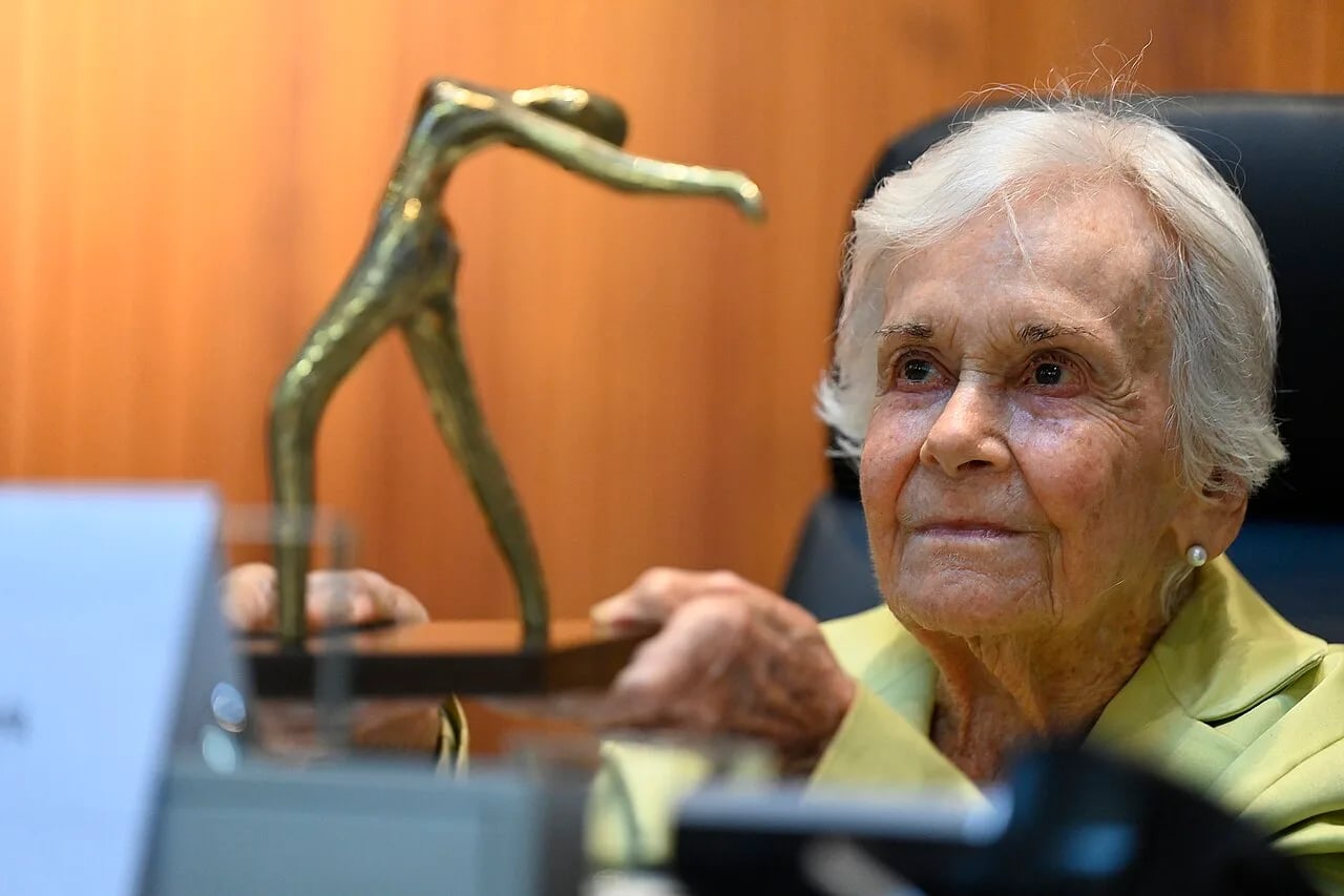 Portrait of Belela Herrera (1927–2025) – memorial page