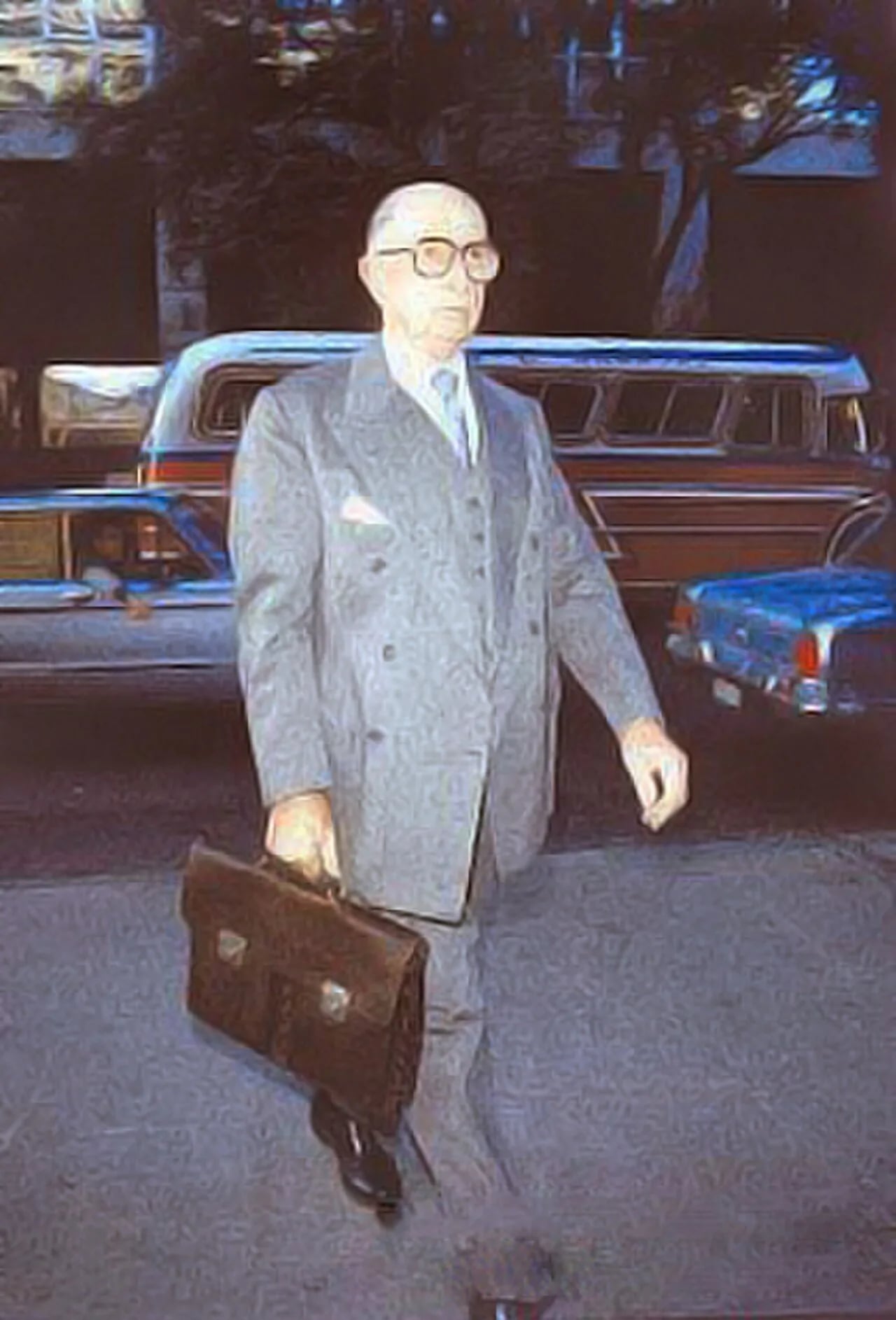 Porträt von Benjamín Rattenbach (1898–1984) – Gedenkseite