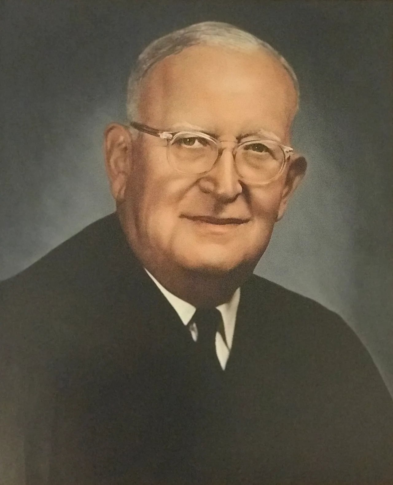Portrait of Henry Norman Graven (1893–1970) – memorial page