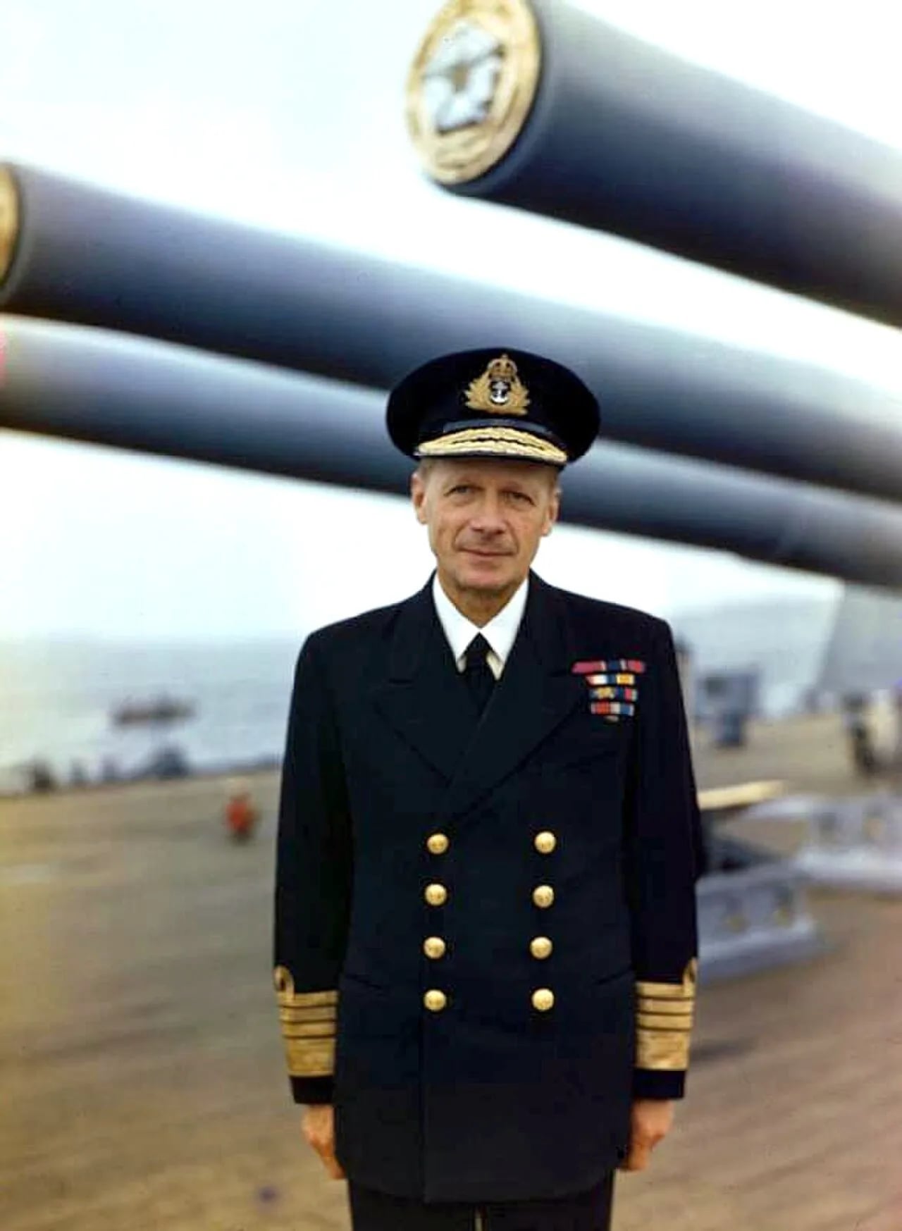 Portrait of Henry Ruthven Moore (1886–1978) – memorial page