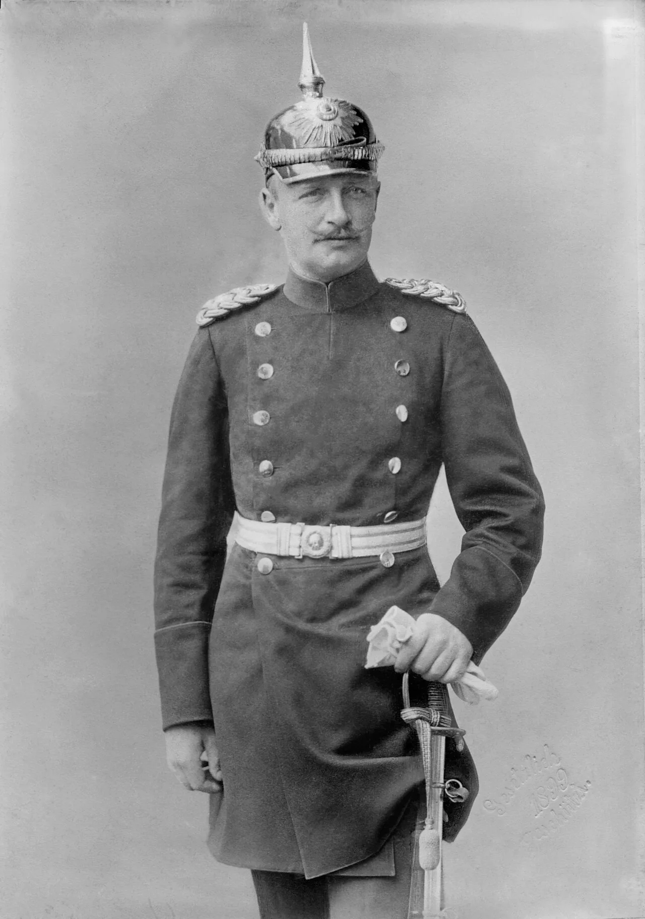 Portrait of Friedrich August III. (1865–1932) – memorial page