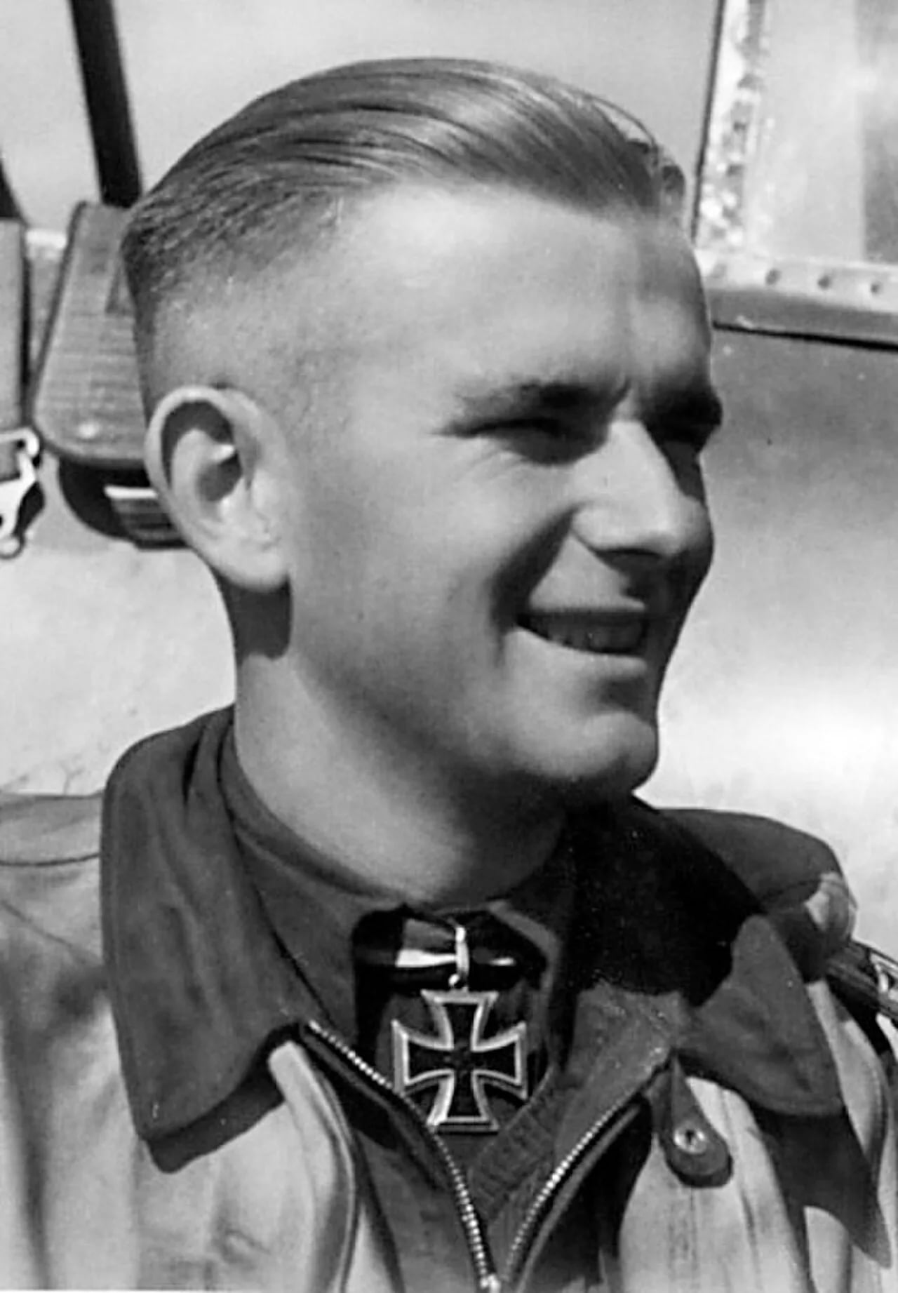 Portrait of Herbert Huppertz (1919–1944) – memorial page
