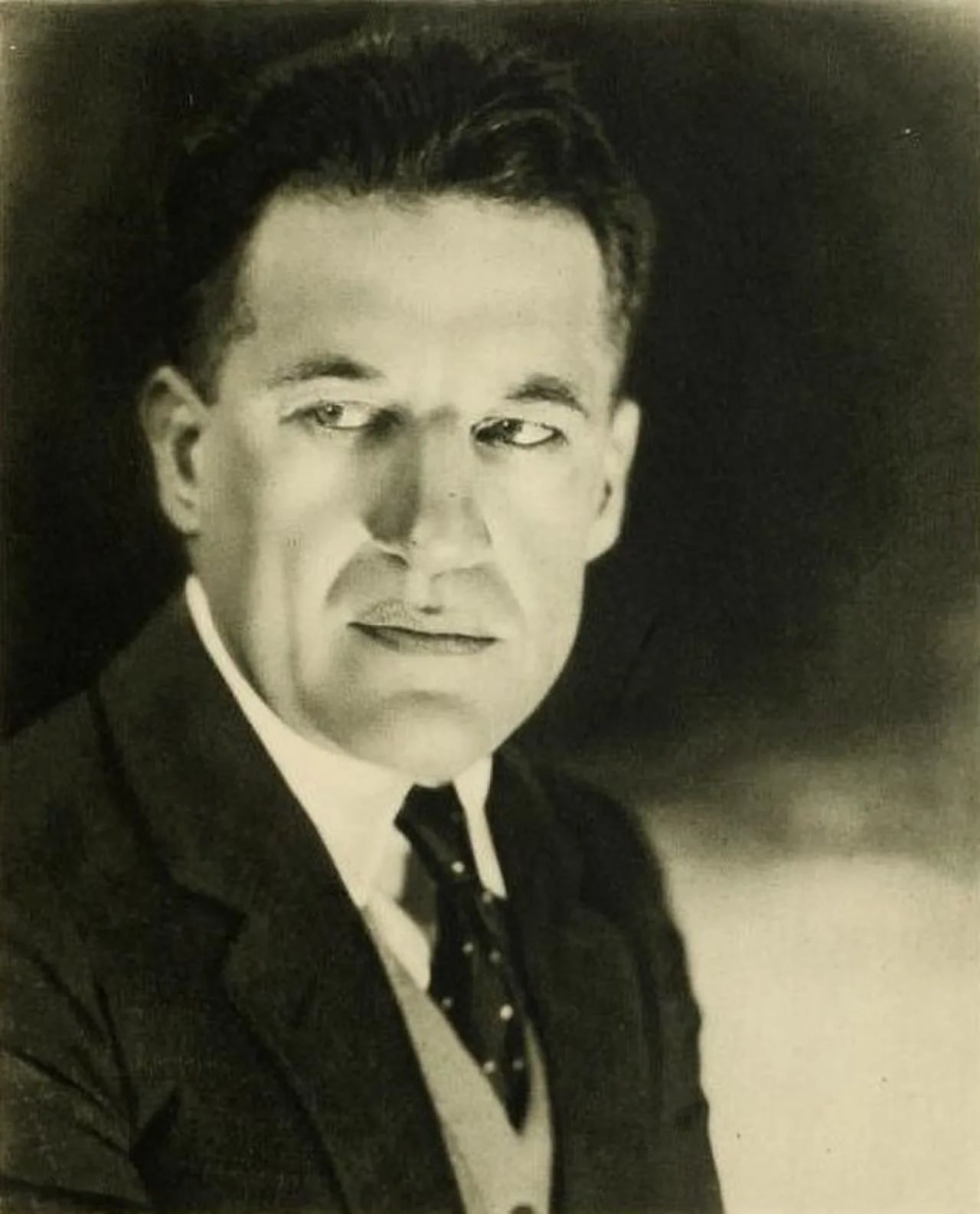 Porträt von Walter Long (1879–1952) – Gedenkseite