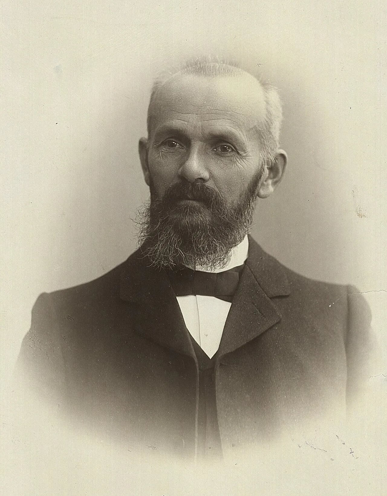 Portrait of Johann Jakob Früh (1852–1938) – memorial page