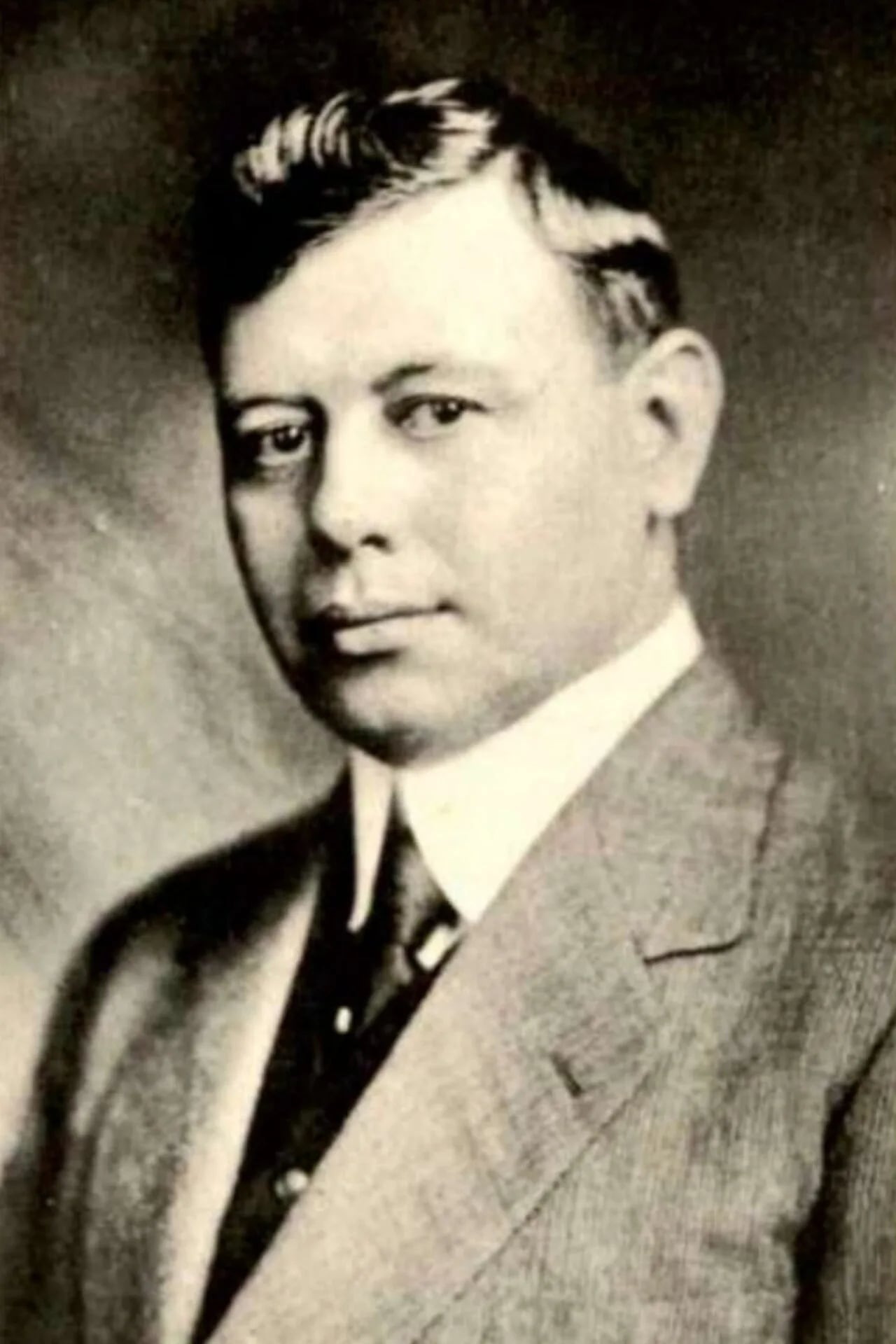 Porträt von Carlos Loveira y Chirino (1882–1928) – Gedenkseite