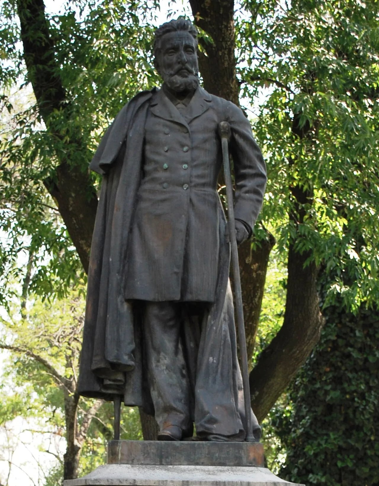 Portrait of Carlos Pacheco Villalobos (1839–1891) – memorial page