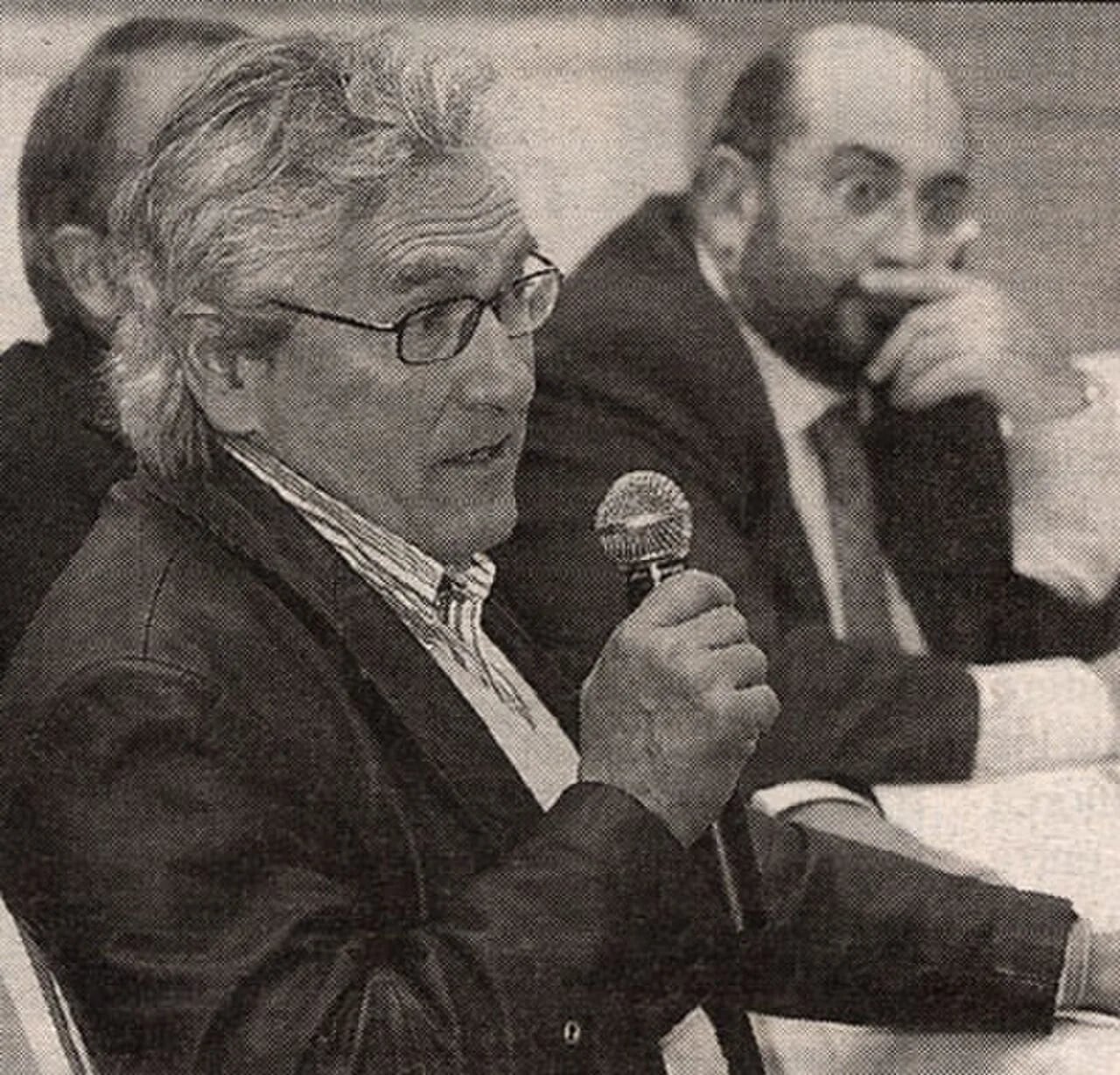 Portrait of Carlos Zayas Mariategui (1933–2021) – memorial page