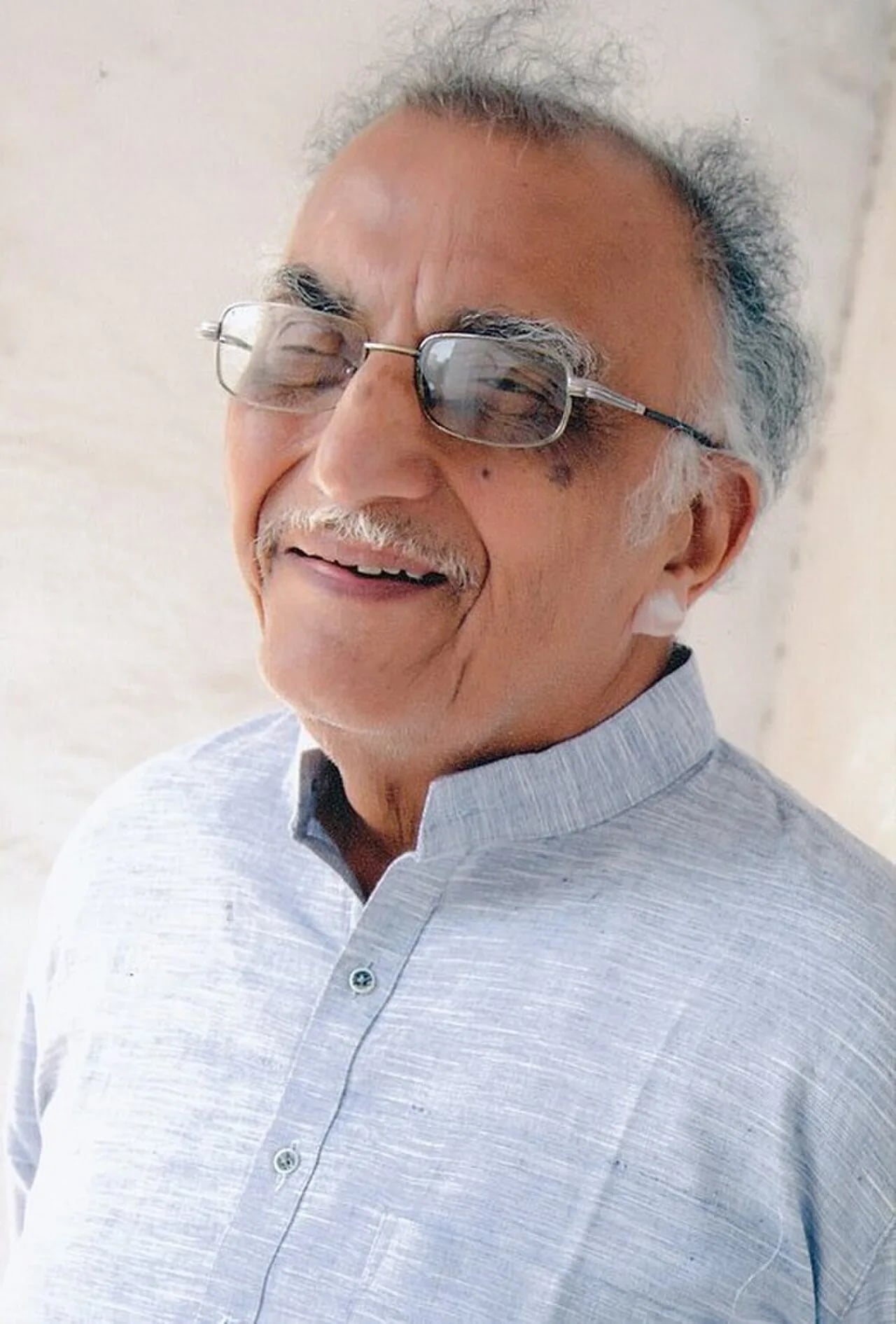 Porträt von Rasbihari Desai (1935–2012) – Gedenkseite