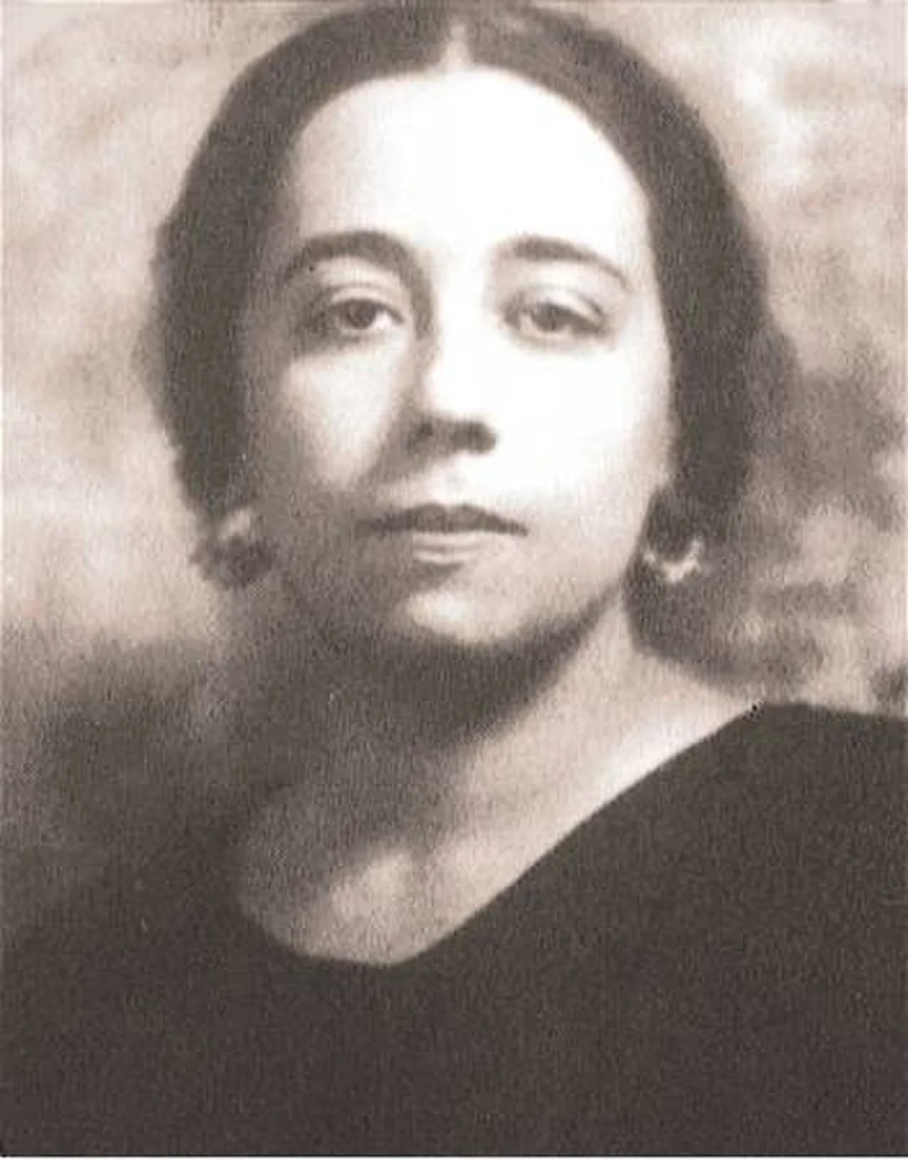 Portrait of Hina Spani (1896–1969) – memorial page