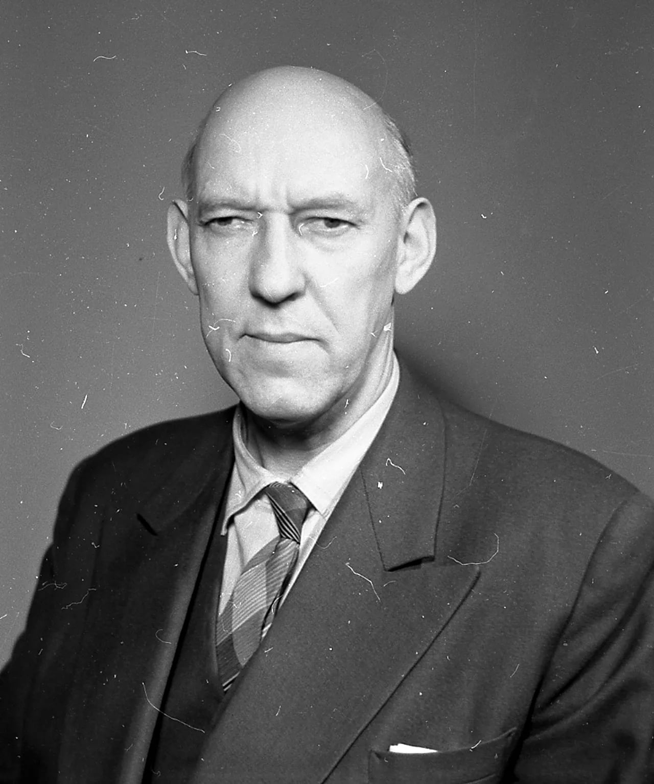 Portrait of Erling Syringen (1907–1983) – memorial page